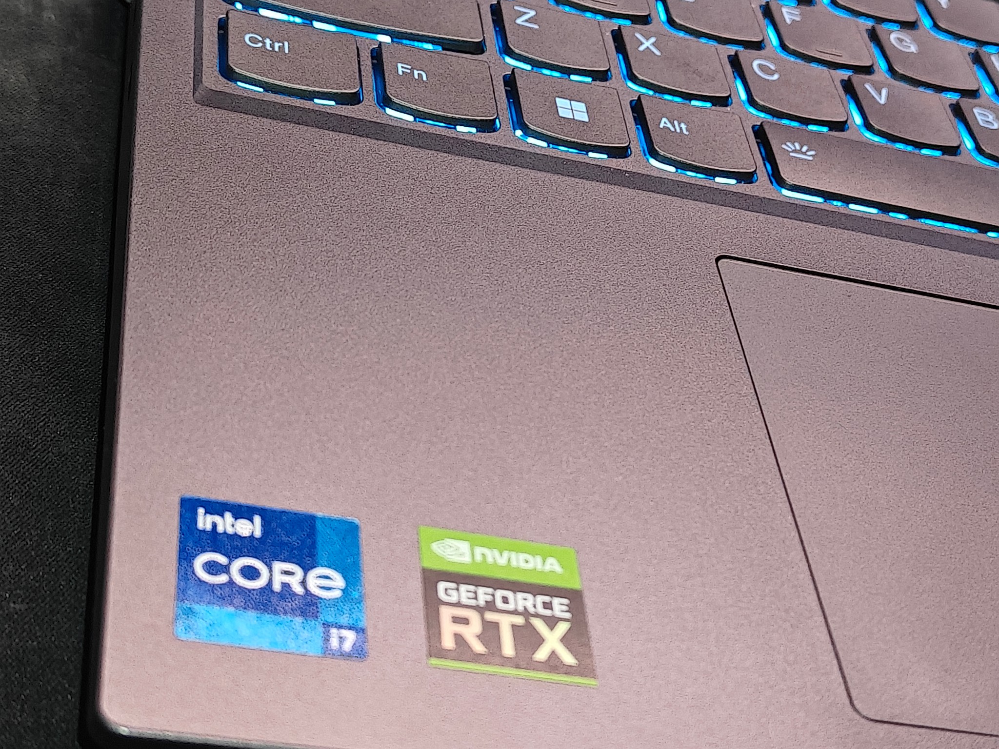 *New Battery* Lenovo Legion 5 Pro i7-12700H • RTX 3050 Ti • 16GB RAM • 512GB SSD • 165Hz