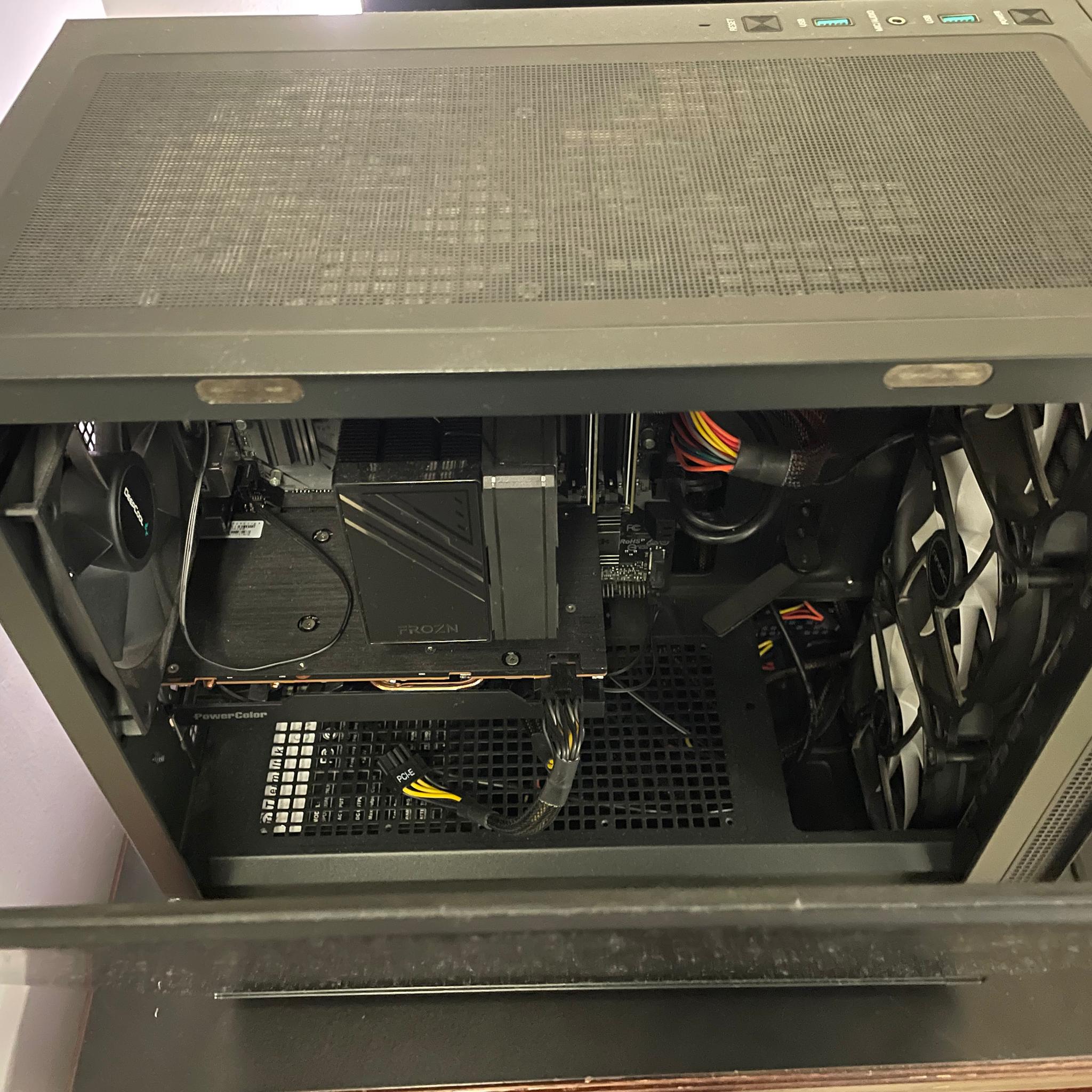 RX 7600 GAMING PC