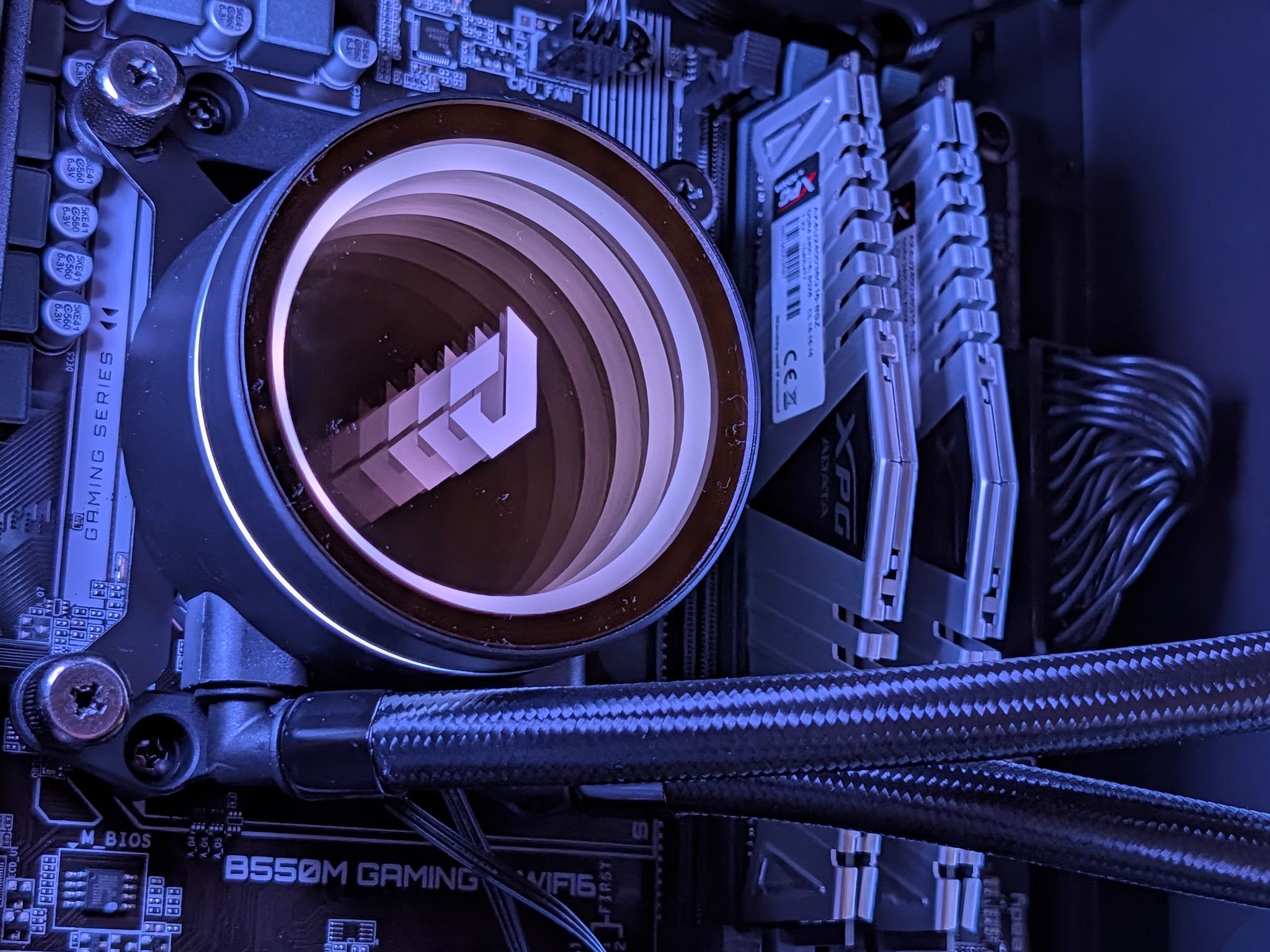 Liquid Cooled Gaming PC | RTX 5060 / Ryzen 5 / 16GB DDR4 / 1TB NVMe / Wi-Fi