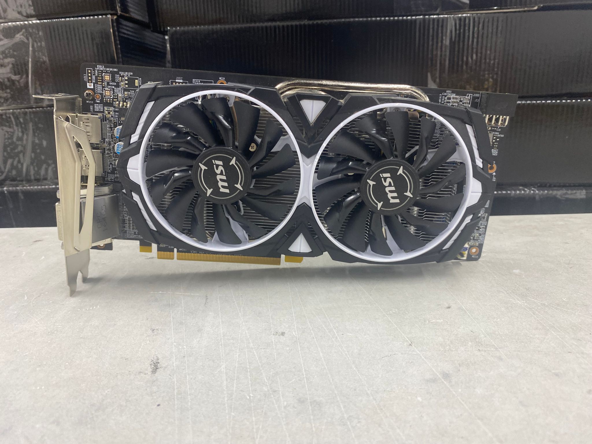 MSI Radeon RX 480 ARMOR 4G OC 4GB GDDR5 Graphics Card