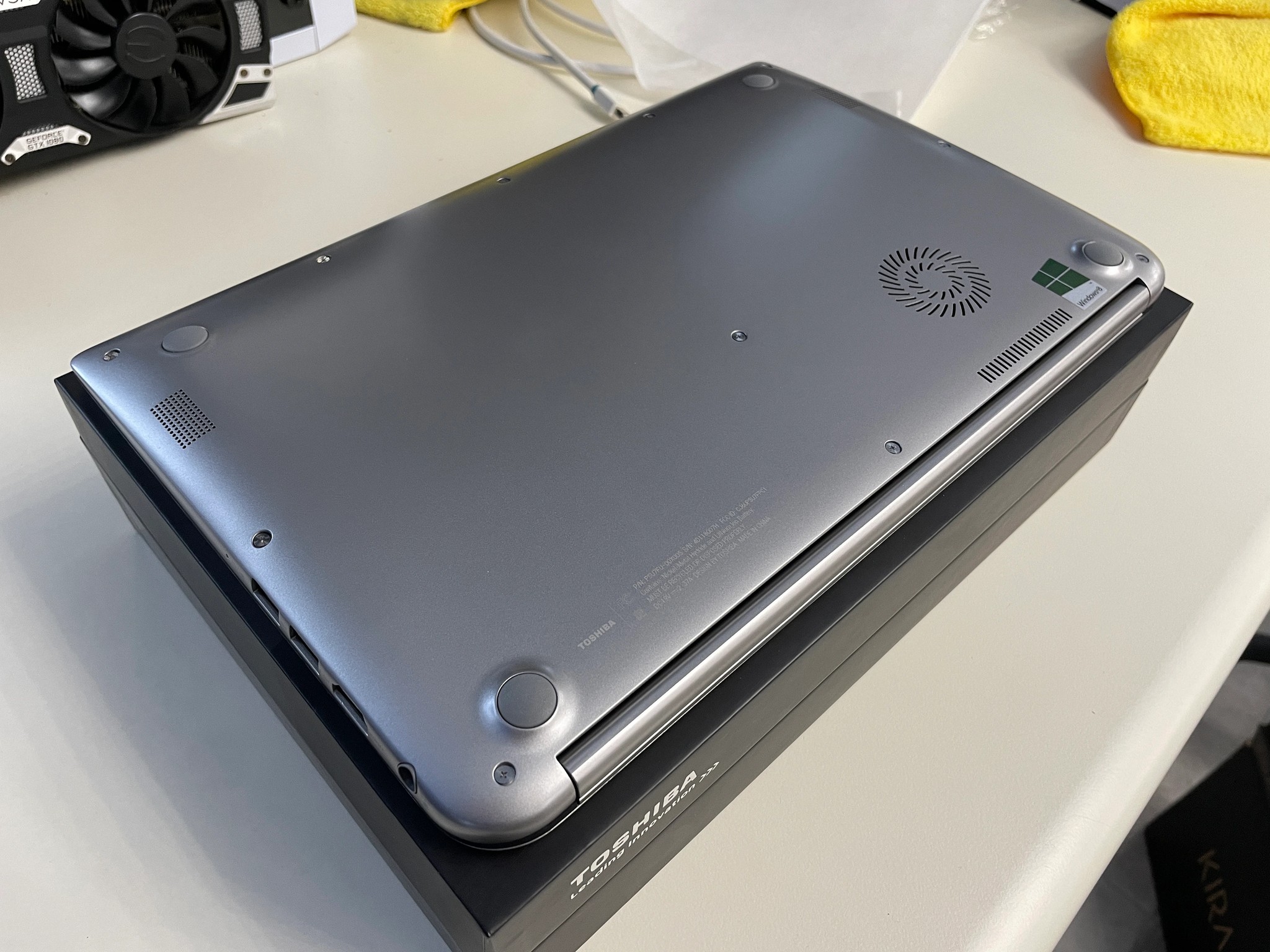 Toshiba KIRAbook