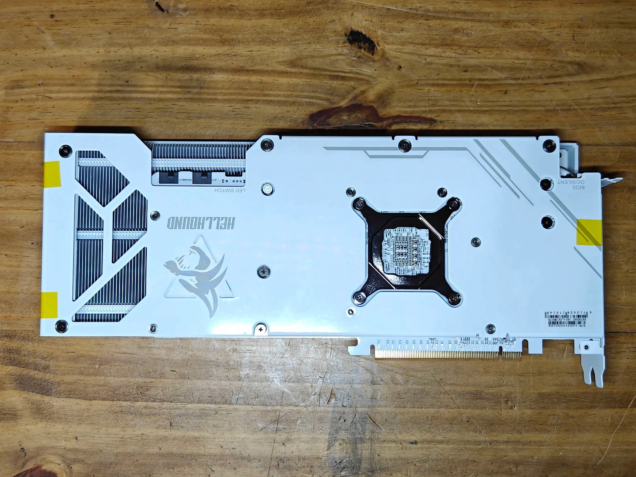 AMD Radeon RX 7800 XT 16GB PowerColor Hellhound Spectral White Graphics Card GPU GDDR6 Tripple Fan