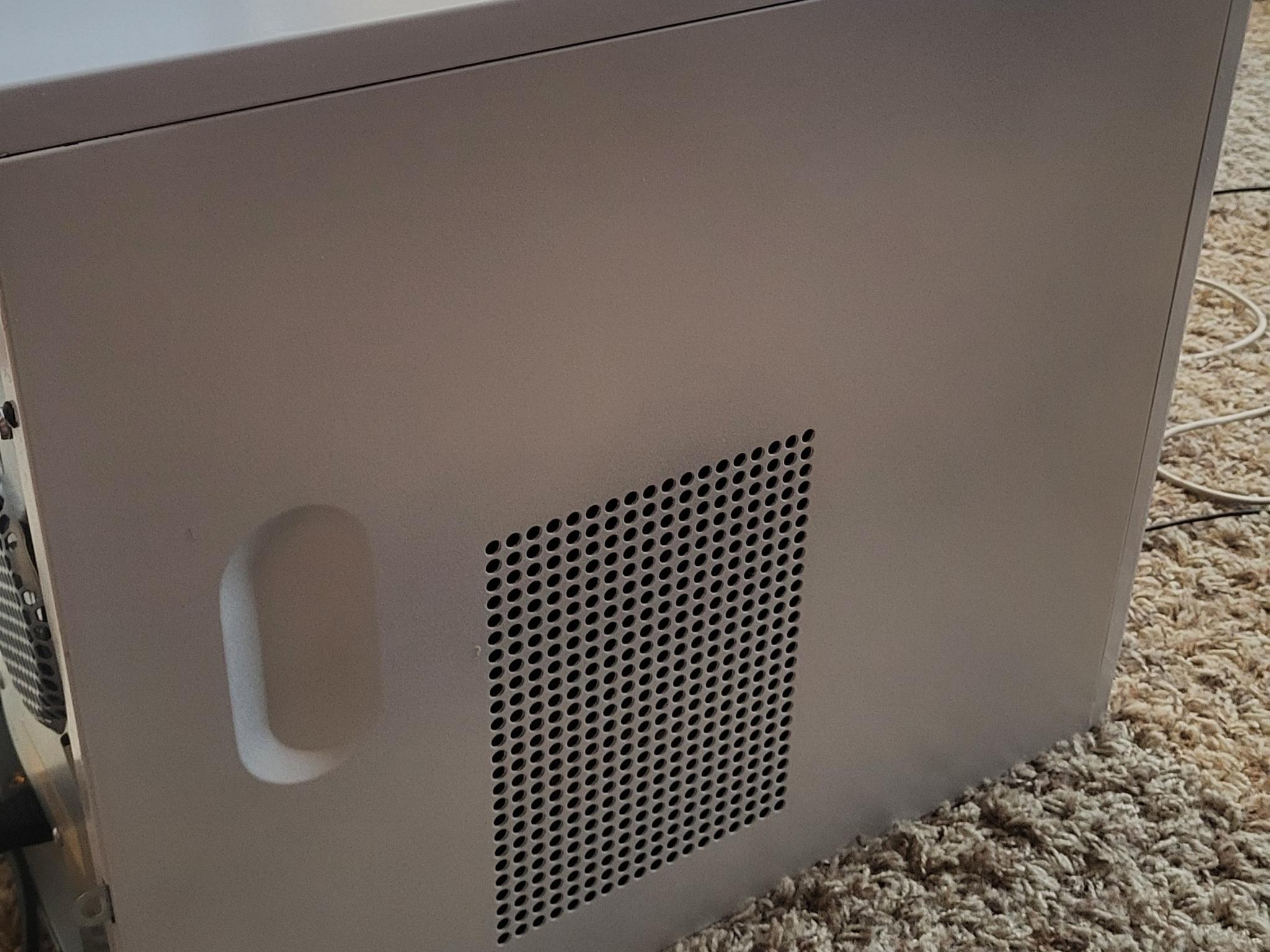 RTX Budget gaming pc: White and Wood case
