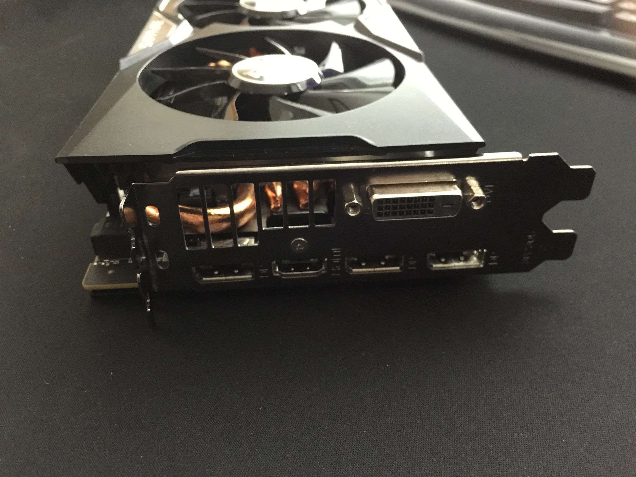 Sapphire NITRO Radeon R9 Fury 4GB Tri-X OC+