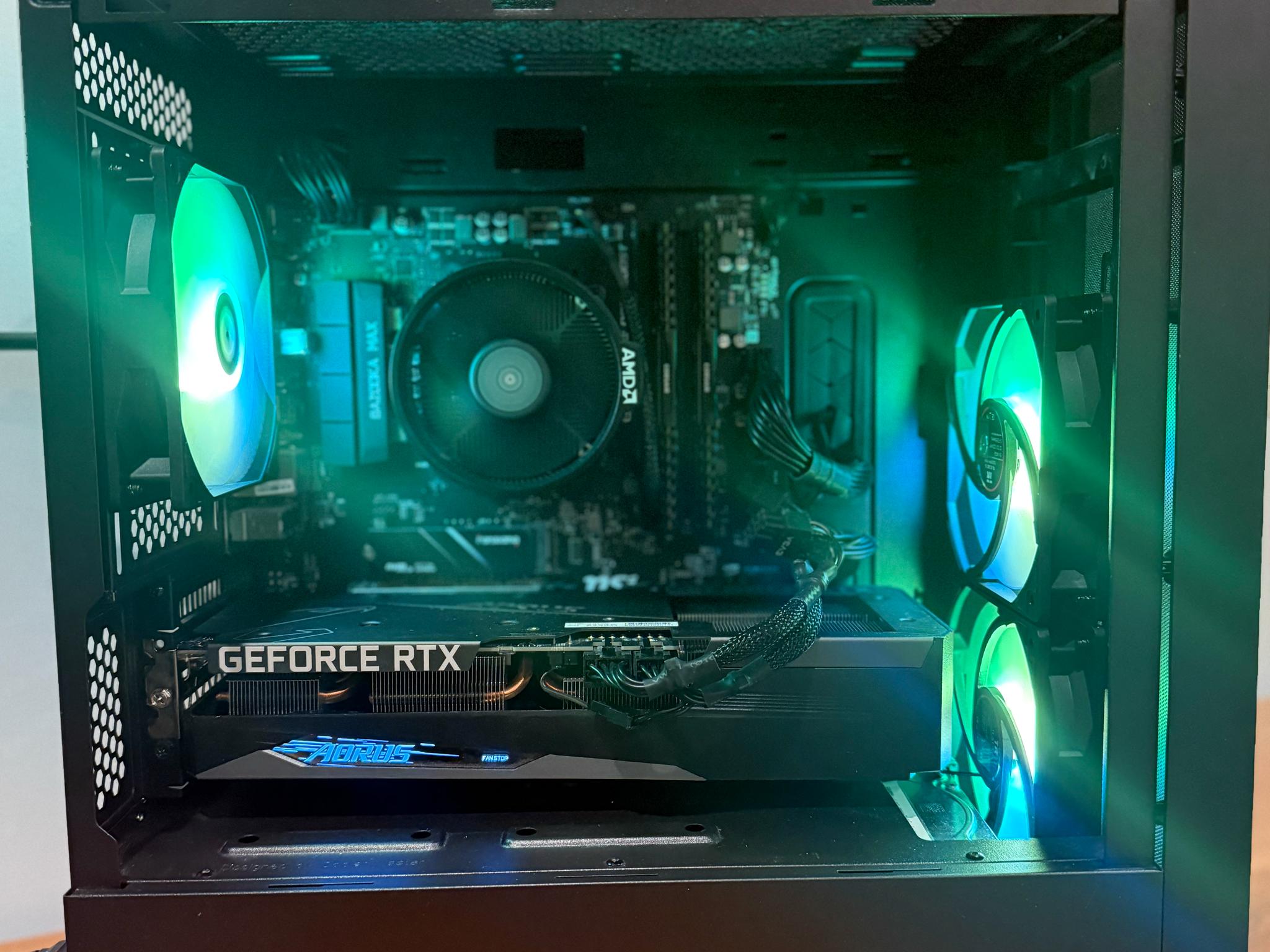 Rtx 3060 Ryzen 5 3600 16gb DRR4 Ram 500gb SSD 2TB HDD
