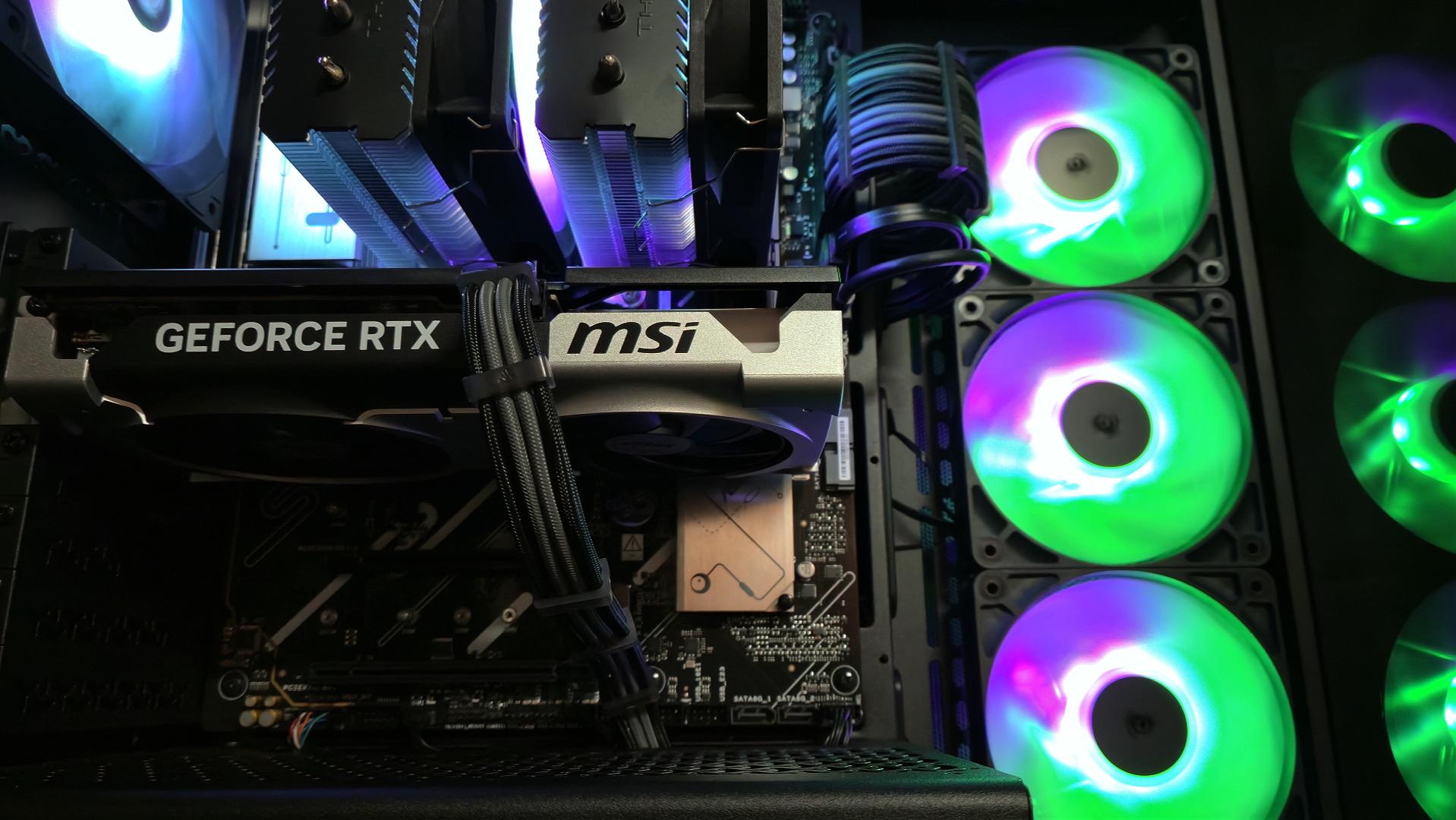 Ryzen 5 9600X - RTX 5060 Ti 8GB - 32GB DDR5 6000 - 1TB Gen4 NVMe - Corsair 3500X - Custom