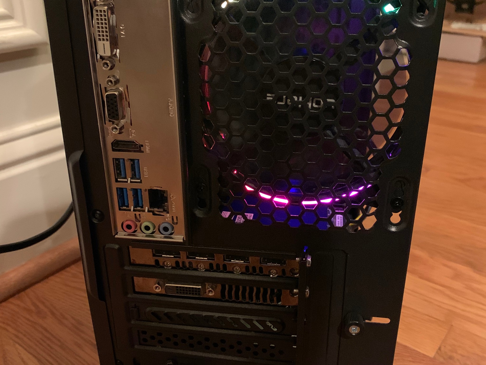 i5 7500 RX 480 8GB BUDGET 1080p GAMING PC 16GB RAM 500GB SSD RGB WINDOWS 10