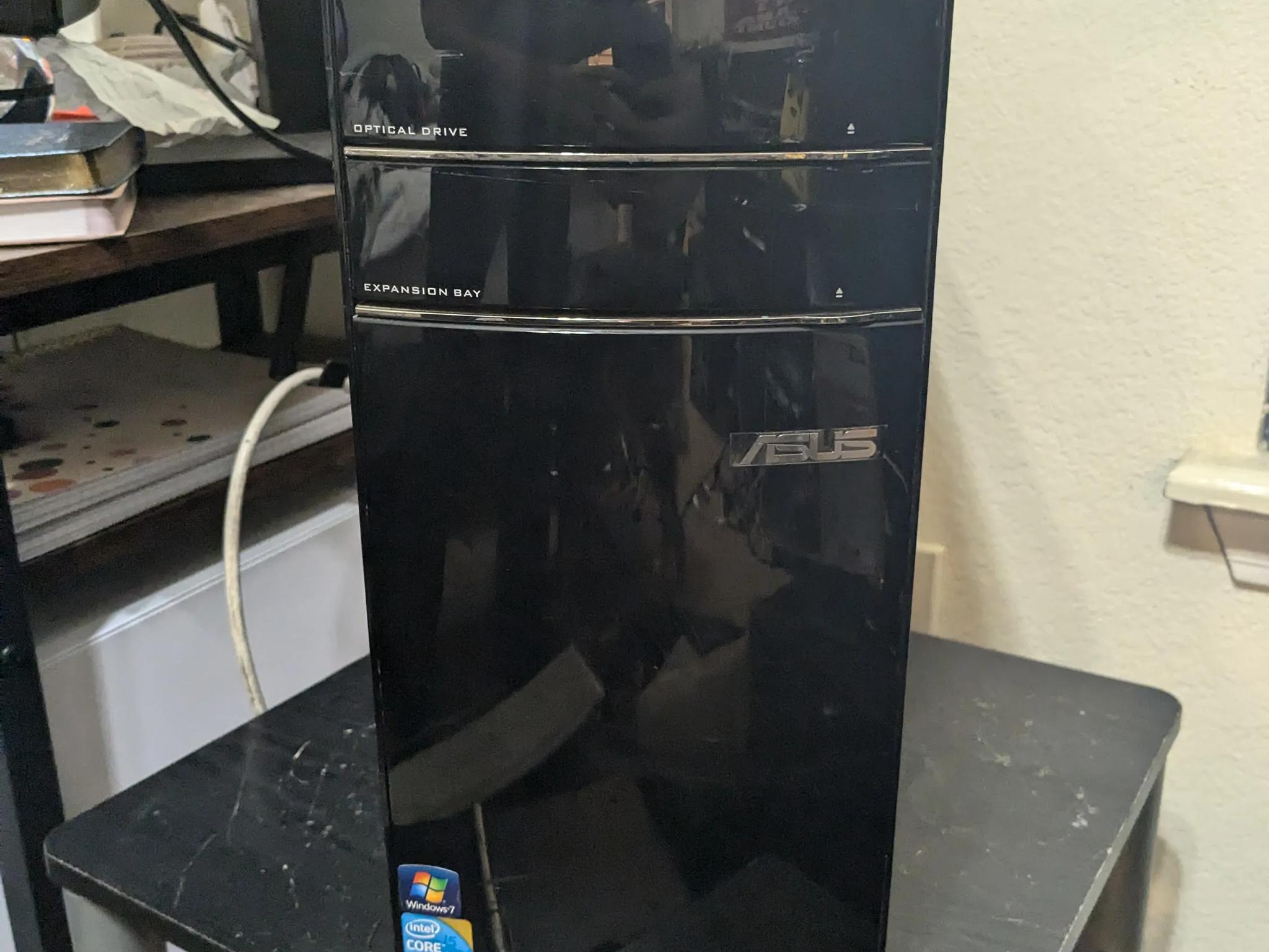 60 FPS Fortnite | 180 Day Warranty | Xeon X3450 (i7-870S), 2GB AMD GPU, 16 RAM, 256 SSD, Win10, WiFi