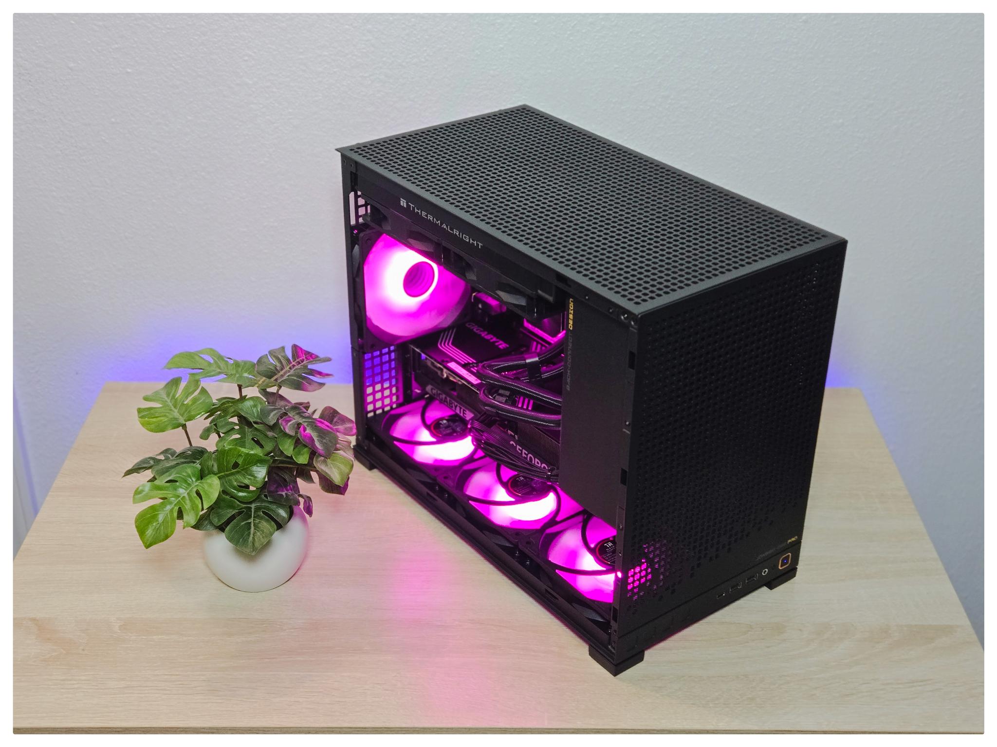 Ryzen 7800X3D | RTX 5070 | Wi-Fi | RGB Gaming PC