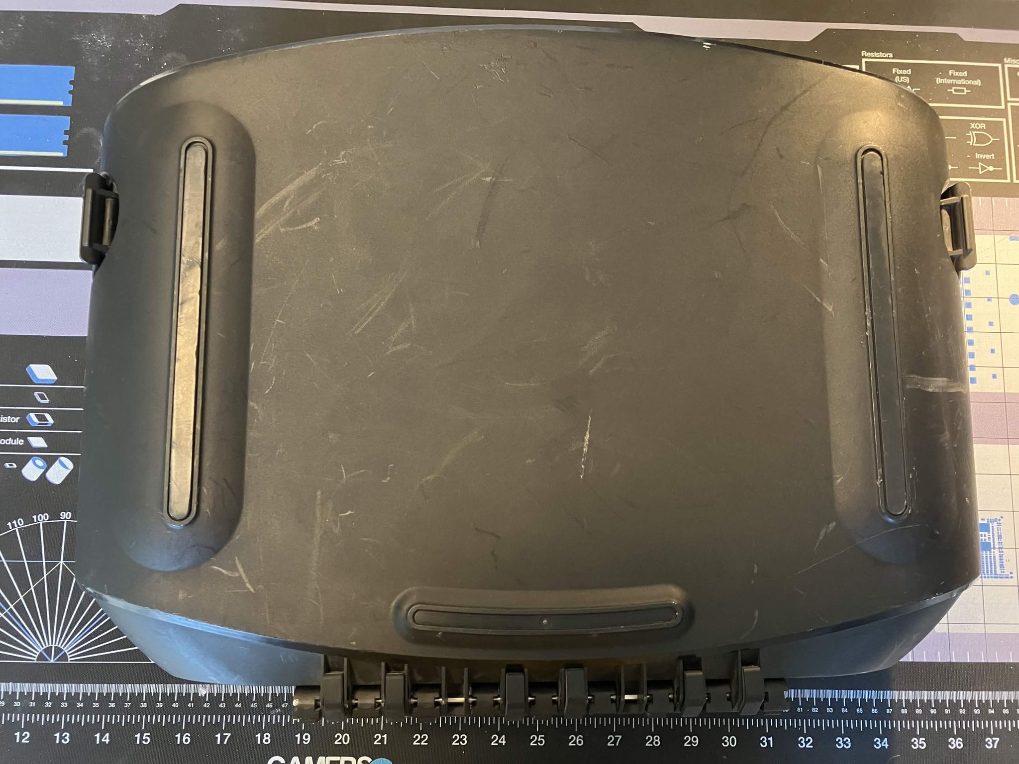 GAEMS G155 Sentry Portable Gaming Monitor, Travel Case, with Speakers