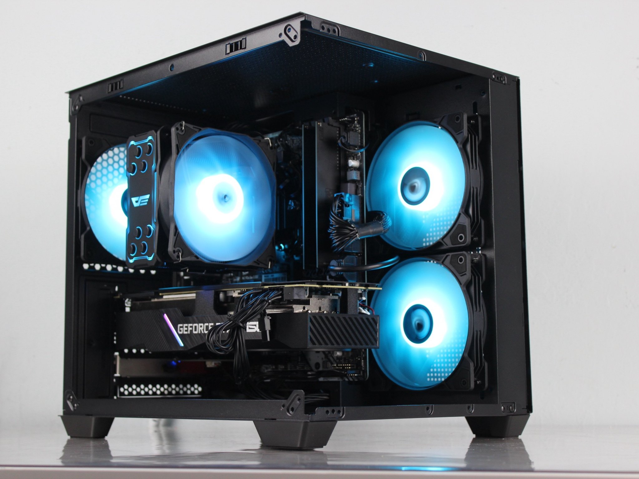 Powerful Black Gaming PC – RTX 2080, Intel i7 9700F, 16GB DDR4, 1TB NVMe SSD - RGB/WiFi/BlueTooth