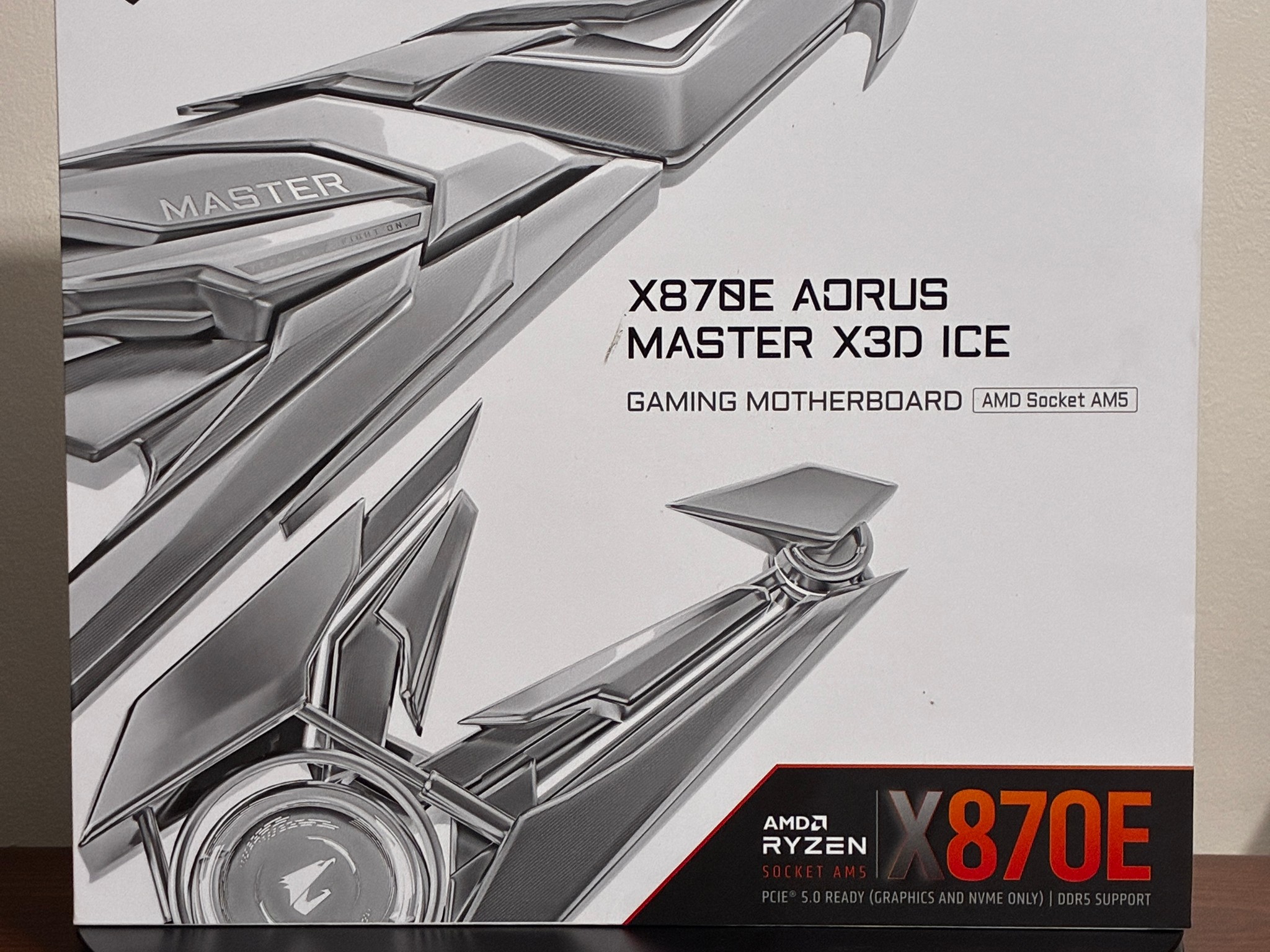 Gigabyte X870E Aorus Master X3D ICE