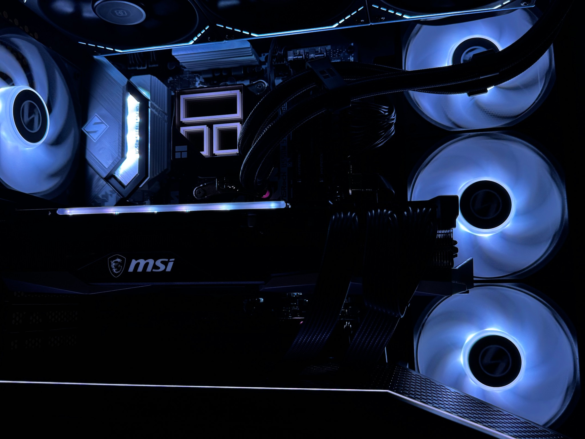 High-End 4K/1440/1080p Gaming PC – Ryzen 5 5600X3D | RX 6900 XT | 32GB DDR4 | Lian Li RGB Case!