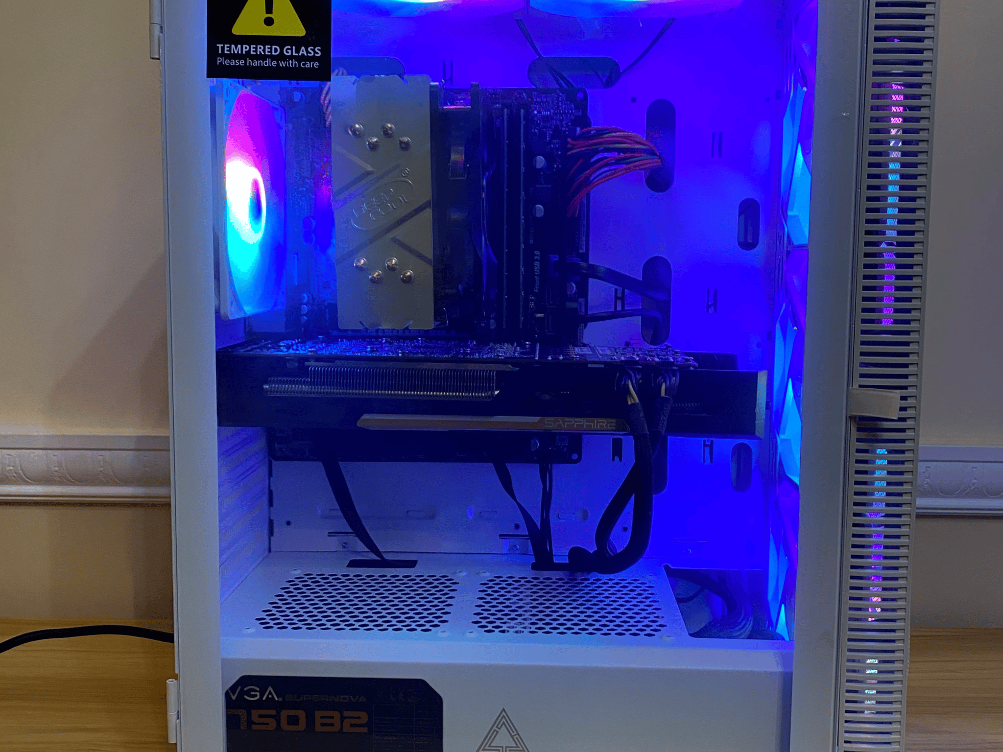 Midrange Gaming PC with Intel Core i7-4770 and Radeon R9 390