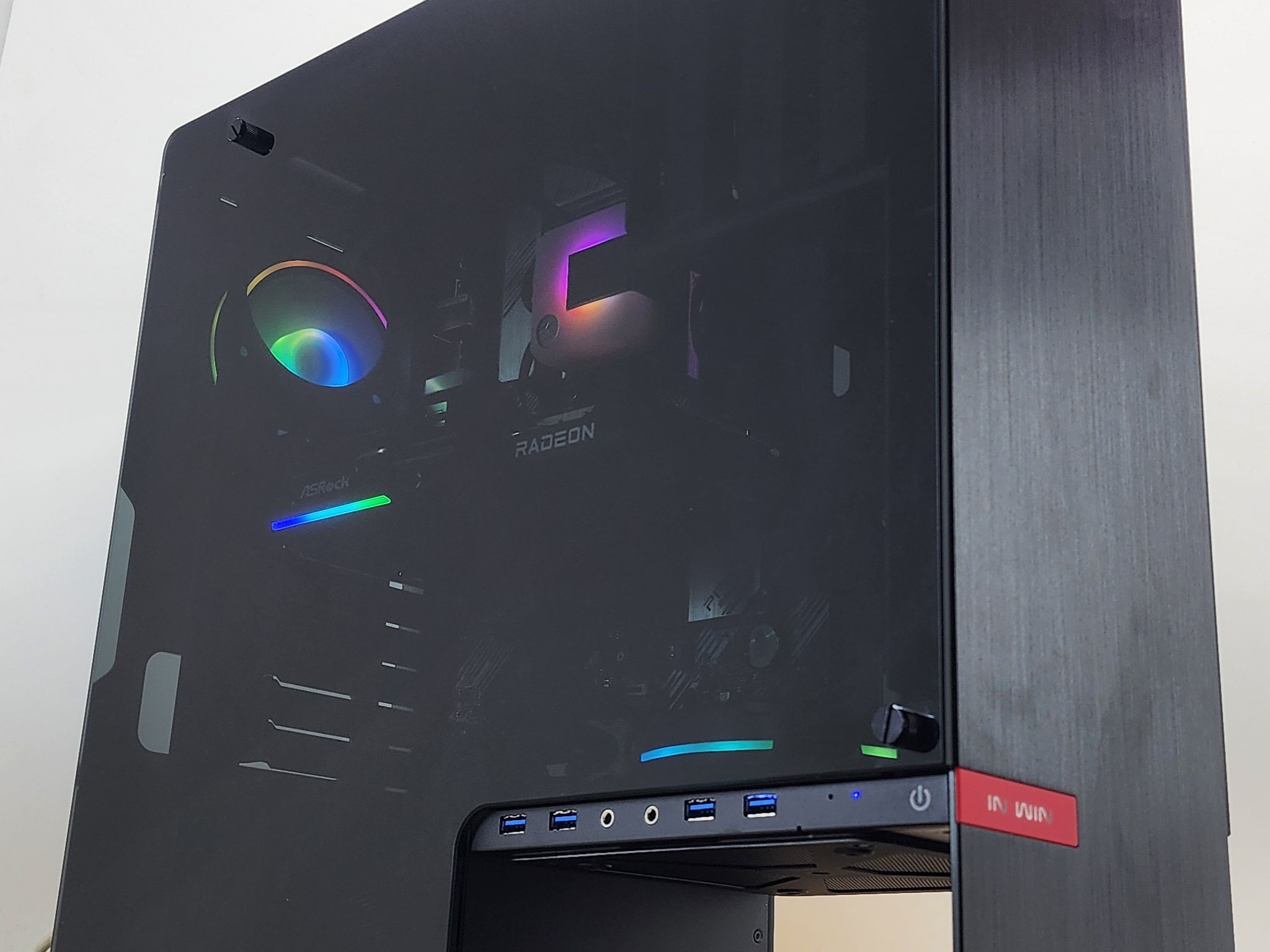 Gaming PC Ryzen 7 5700  16GB RAM 1TB SSD RX 9060 8GB Windows 11 Computer