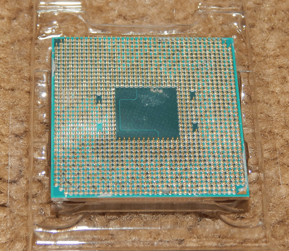 AMD RYZEN 5 2400G IN ORIGINAL PACKAGING