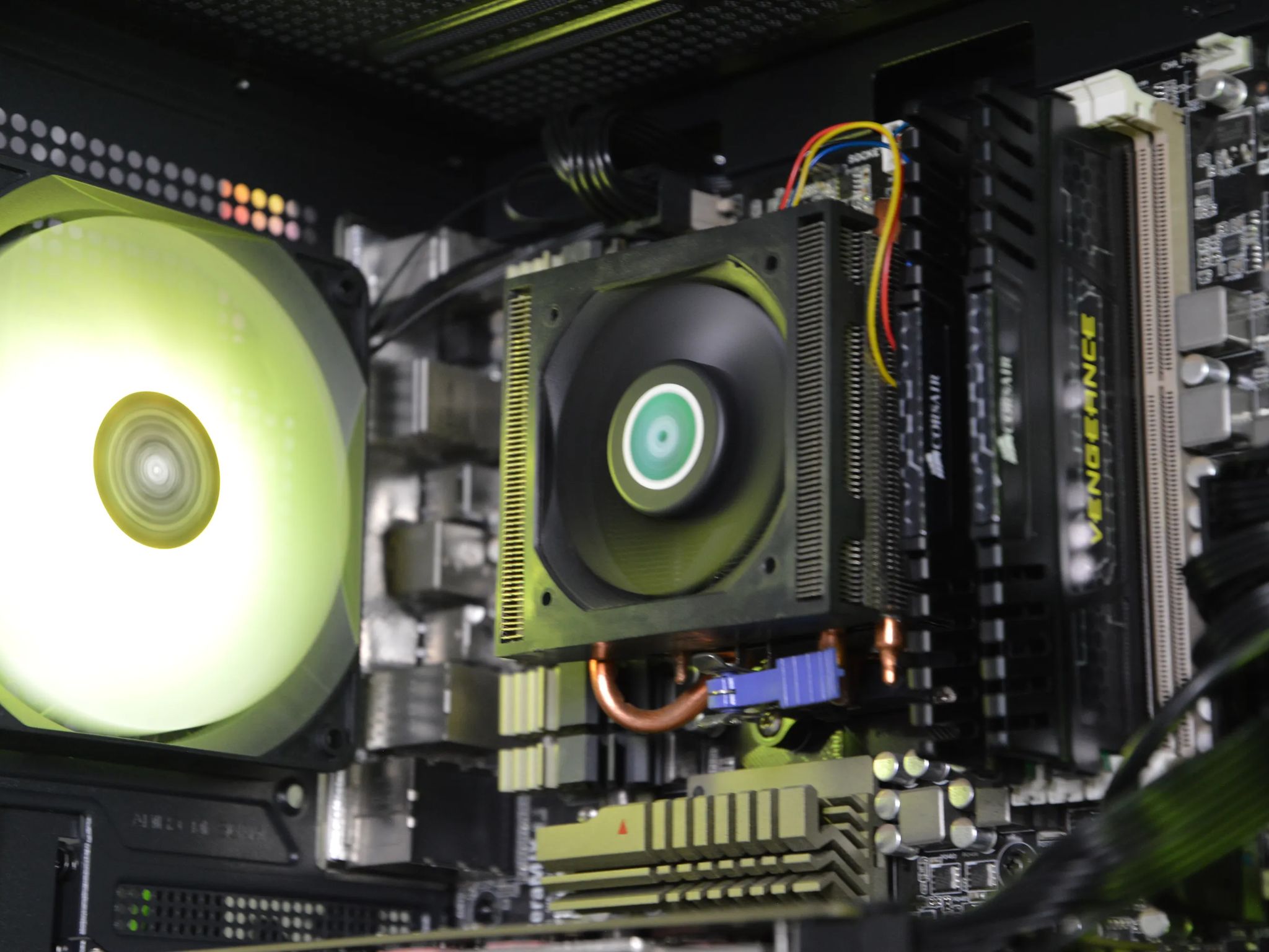 ⚔️⚔️| GTX 1050 | AMD FX-8350 | 16GB DDR3 RAM | 512GB SATA SSD | Boot Camp |