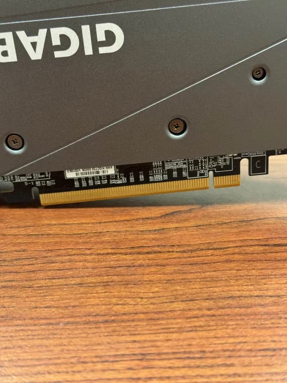 GIGABYTE AMD Radeon RX 6800 XT GAMING OC 16GB GDDR6 Graphic Card CLEANED REPASTED