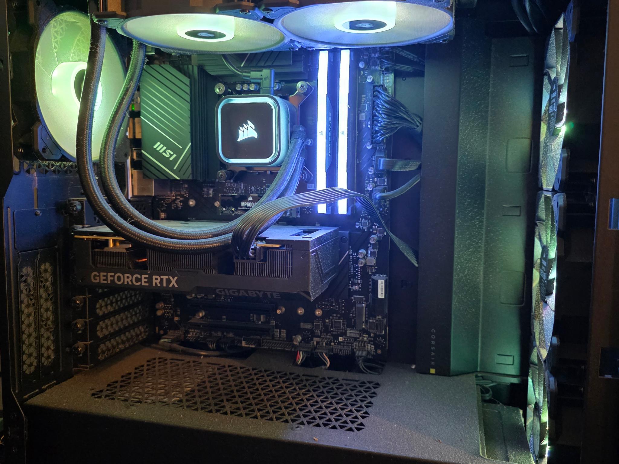 Vengeance i7400 Series Gaming PC NVIDIA Geforce RTX 4070 32GB Vengeance DDR5 memory 1TB M.2NVMe SSD