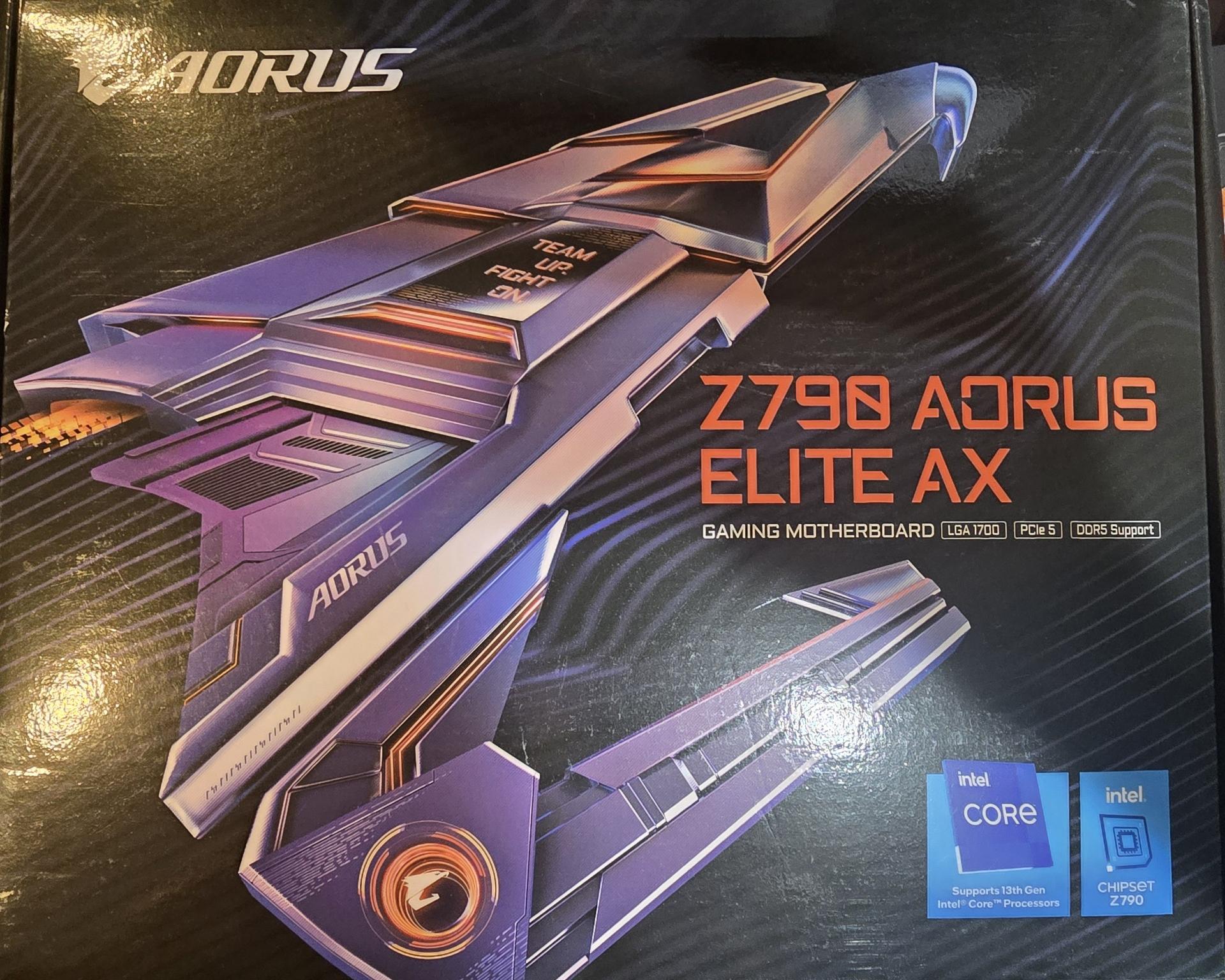Intel i9-12900K + Gigabyte Z790 AORUS Elite AX Combo