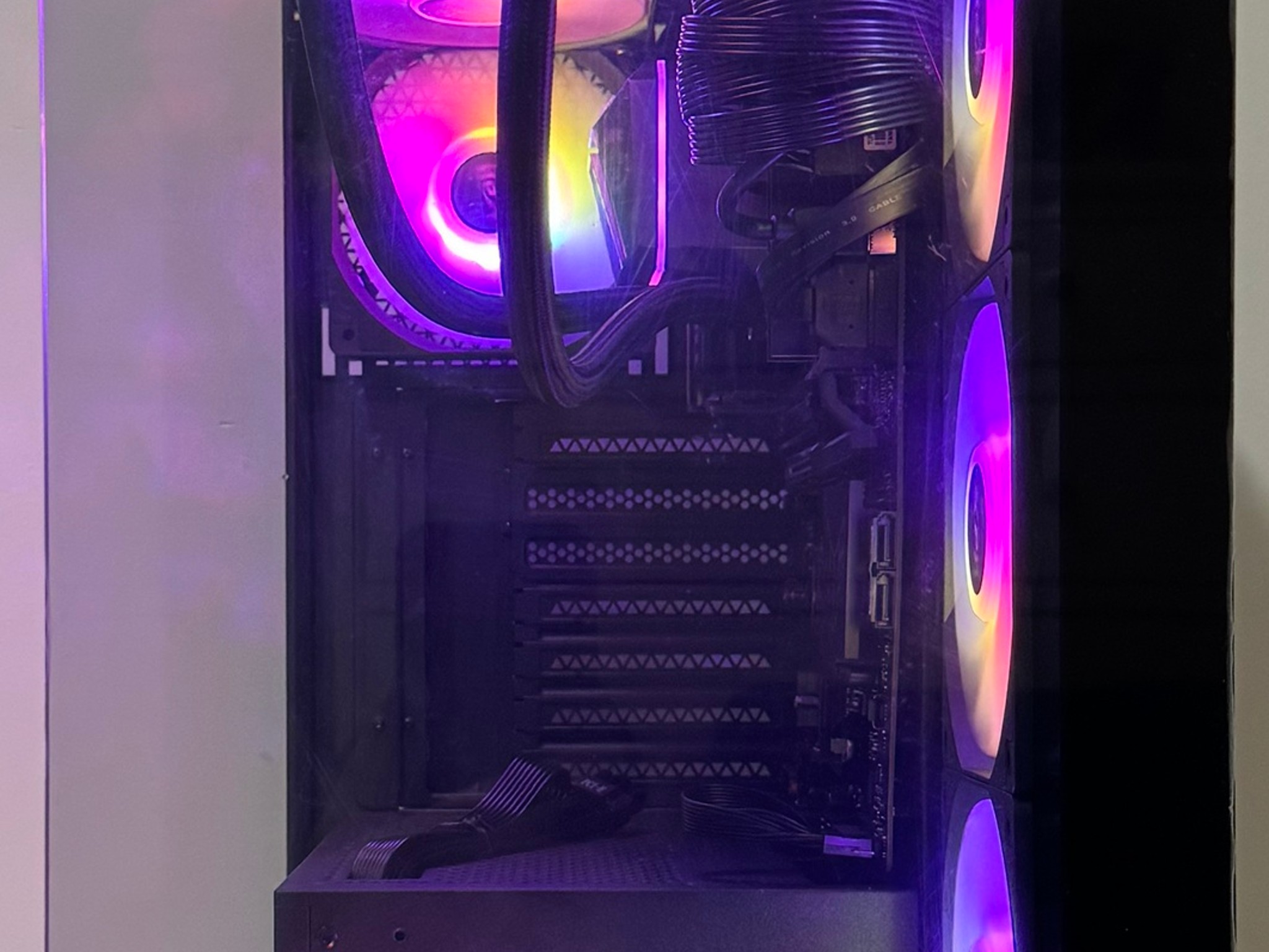 AMD X3D Ryzen 5 7500X3D 32GB DDR5 RAM 1TB Gen5 NVMe SSD ASUS B650E-E TUF MONTECH 850W Barebone PC