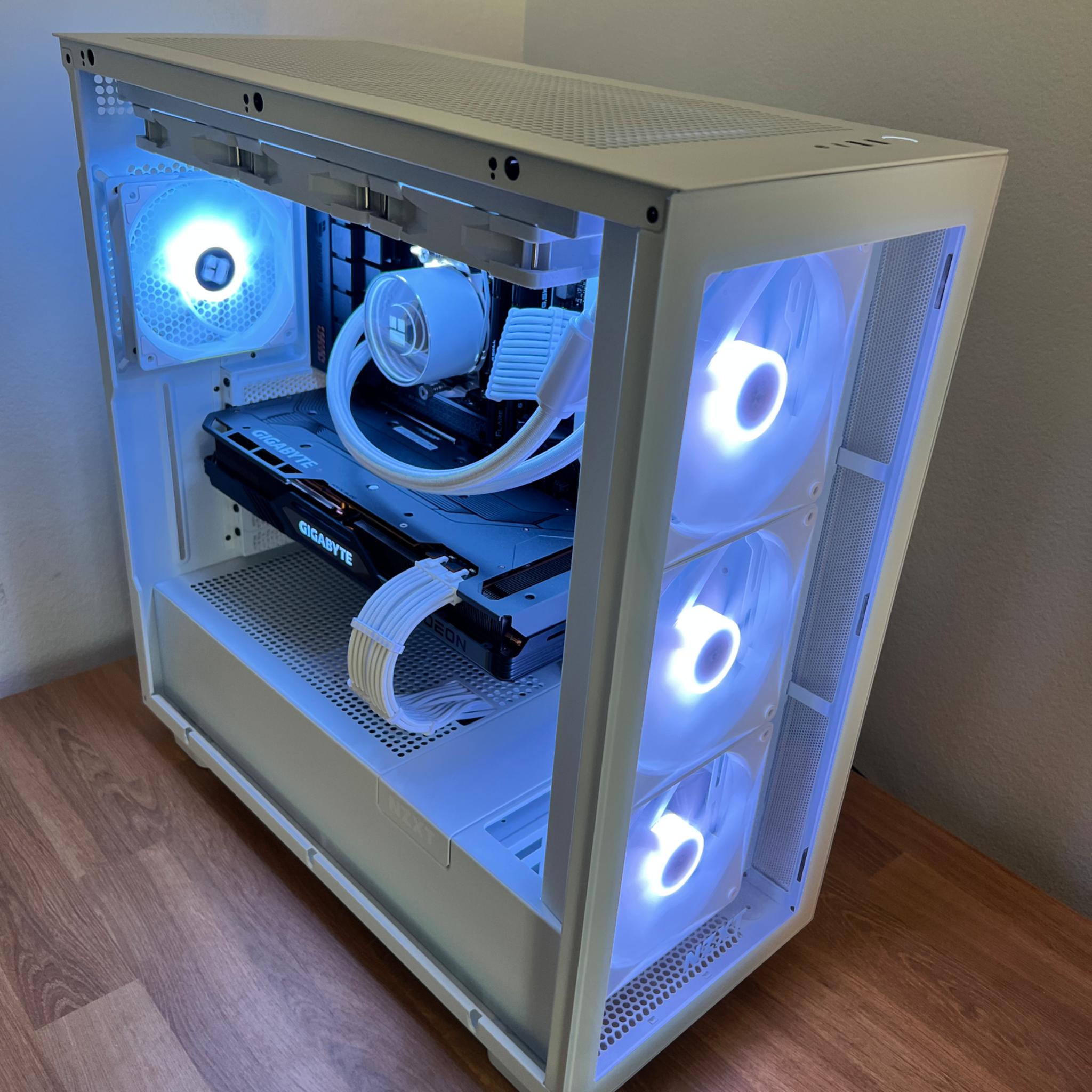 HIGH-END 🥶 | RX 7900 XTX | Ryzen 5 7600x3d | 32gb DDR5 6000mhz | 1tb m.2 Gen4 | Gaming PC