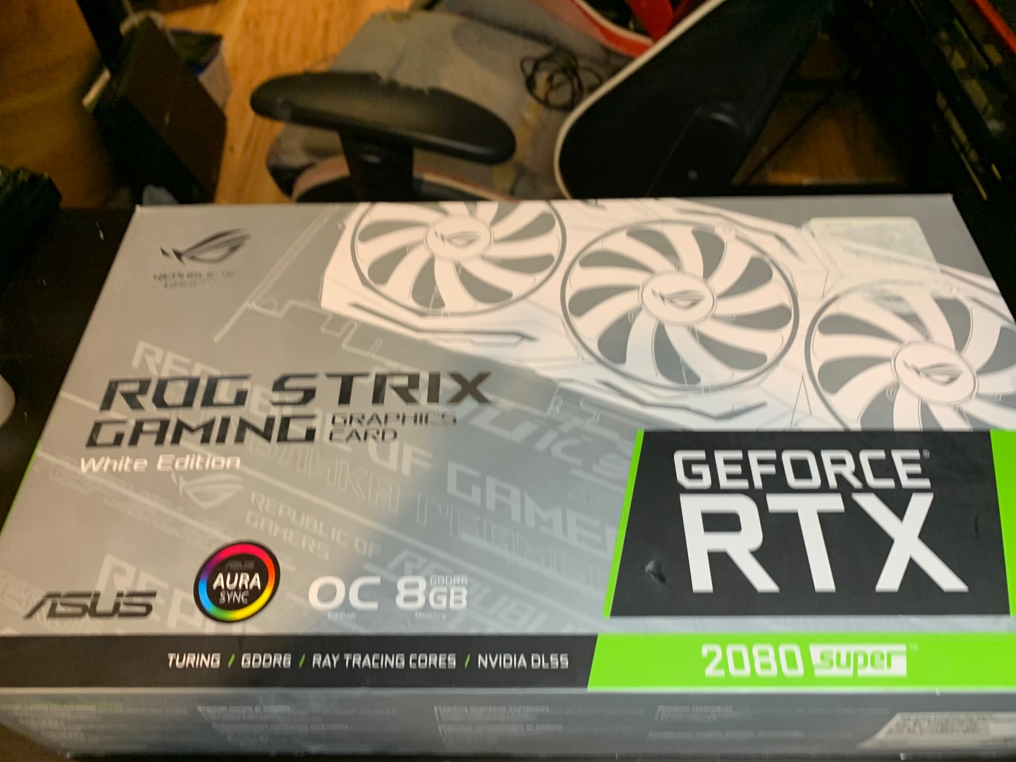 ASUS STRIX GAMING OC GeForce RTX 2080 SUPER White Edition w/ Box