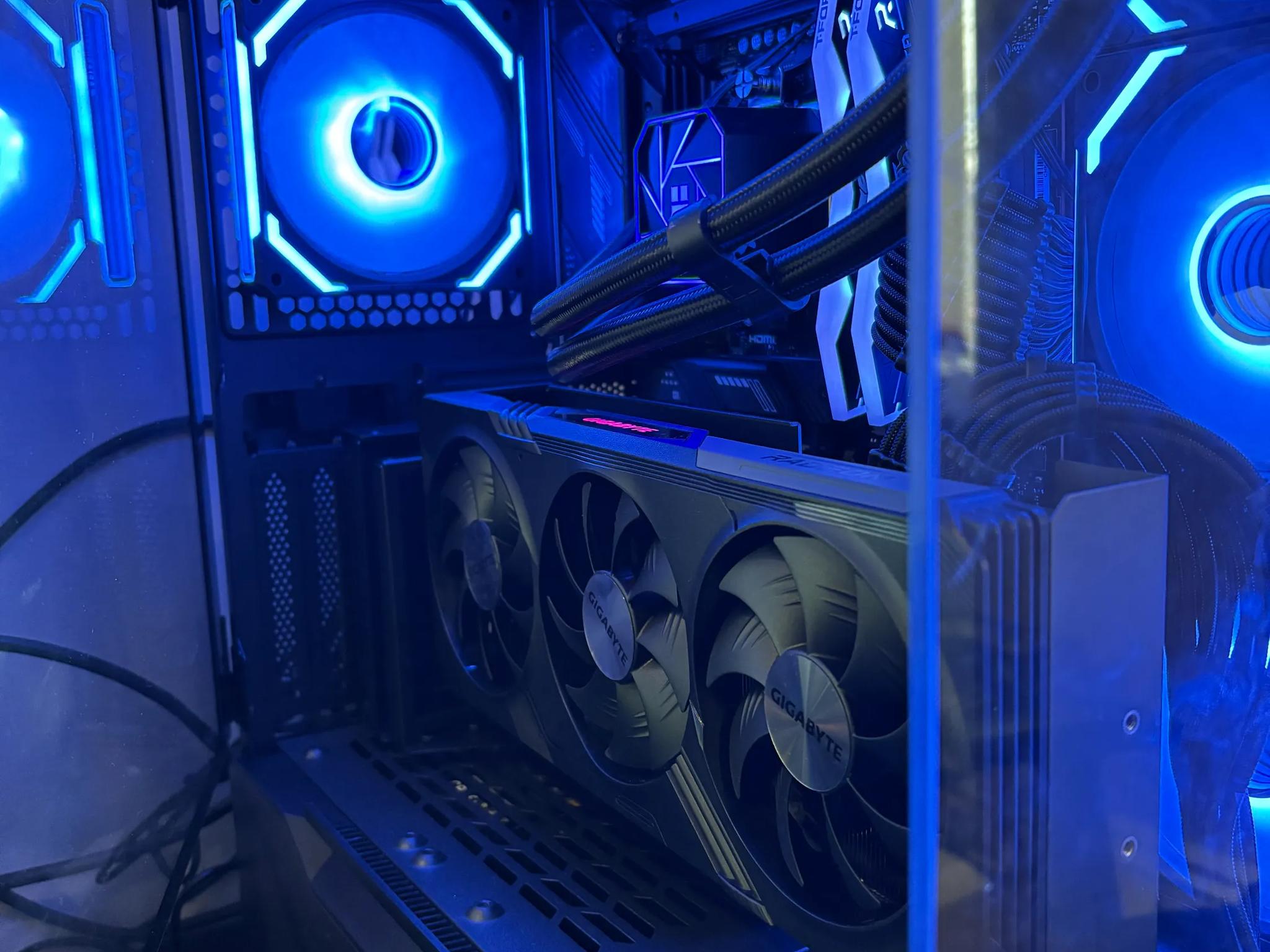 🌊 Riptide V2| R7 7700X, RX7700XT, 32GB DDR5, 2TB M.2 SSD, WIFI, LIQUID COOLED