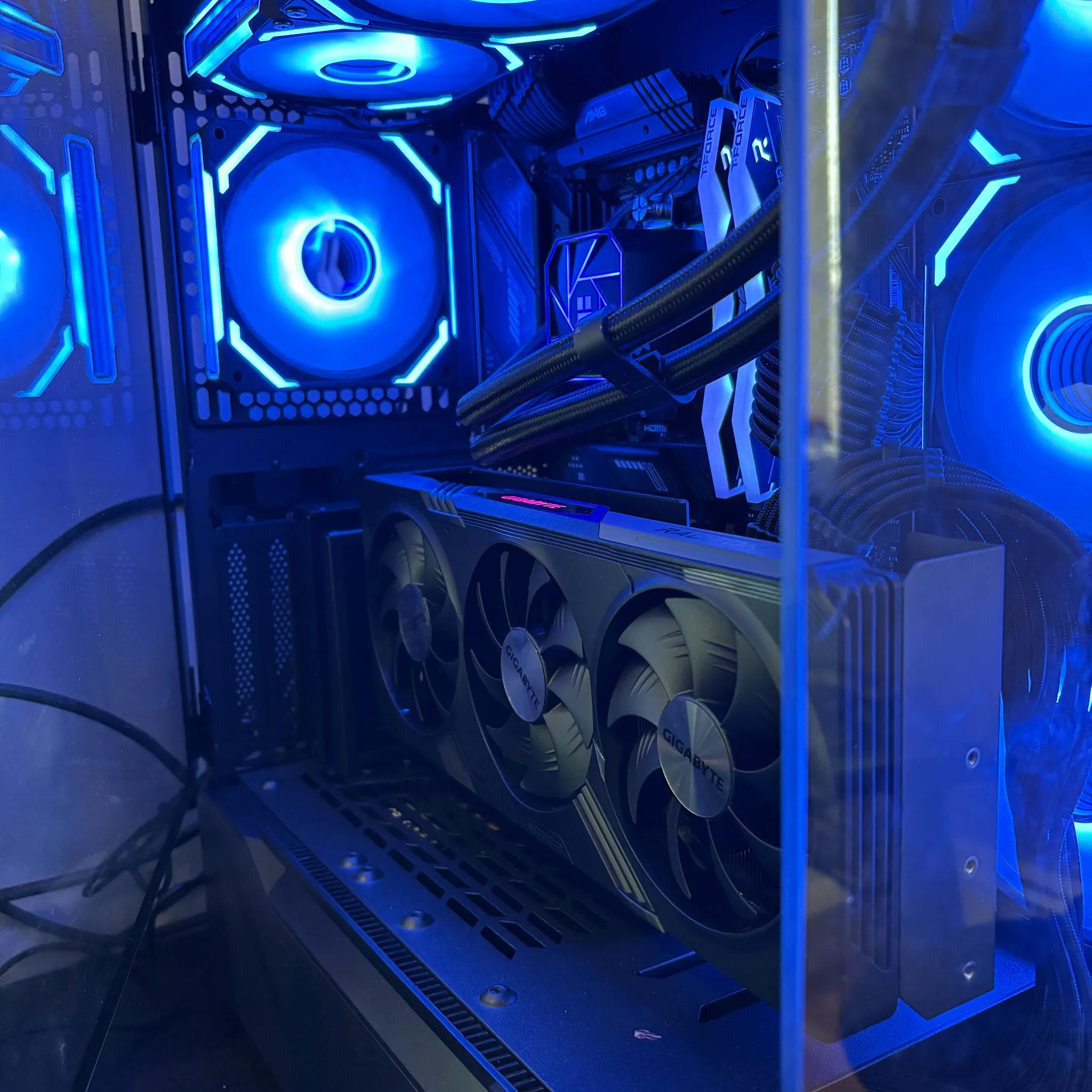 🌊 Riptide V2| R7 7700X, RX7700XT, 32GB DDR5, 2TB M.2 SSD, WIFI, LIQUID COOLED