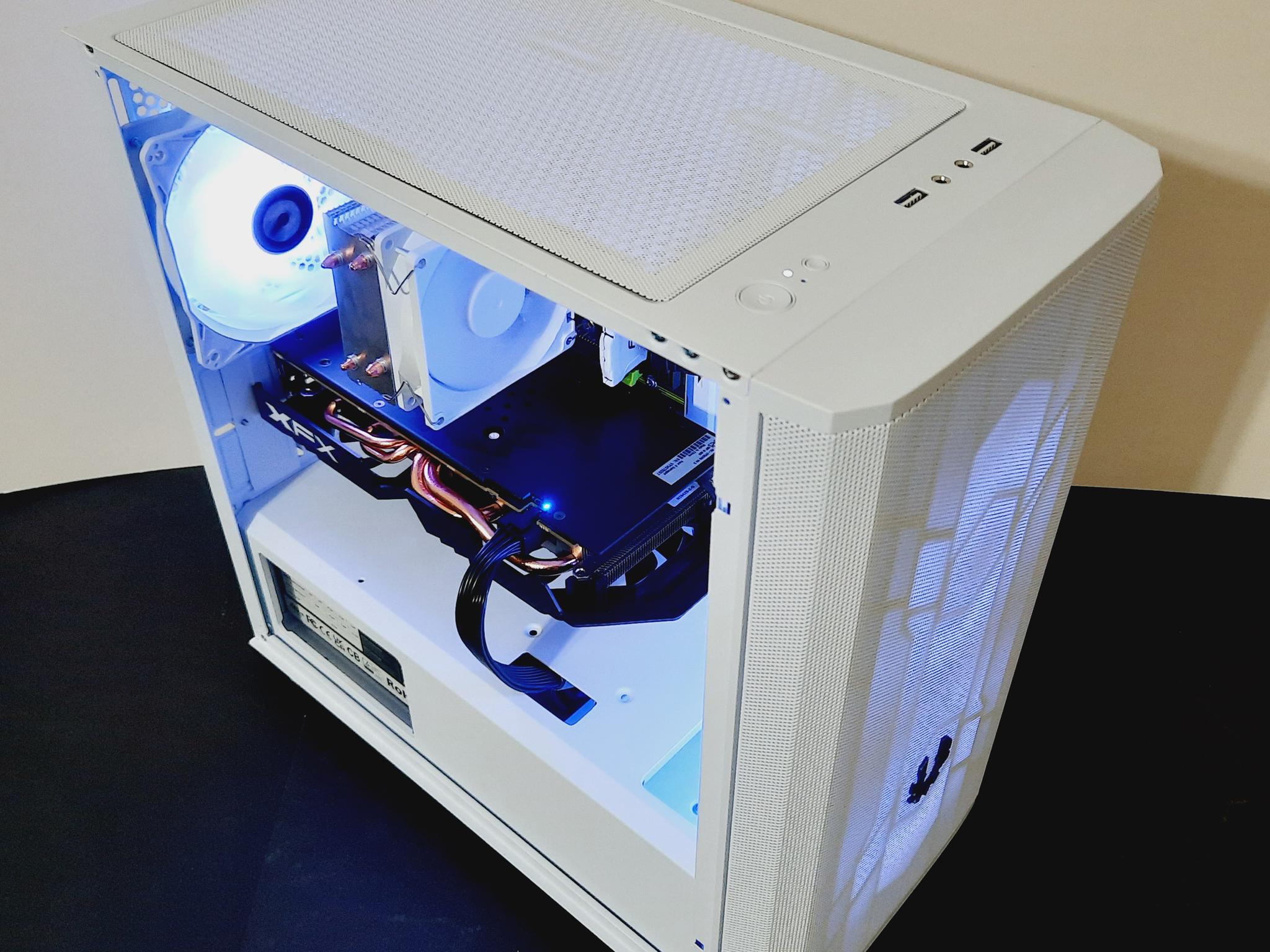 ⚡Budget White Gaming PC - Intel Xeon 8-cores ● 16GB RAM ● 512GB SSD ● AMD RX 580 8GB