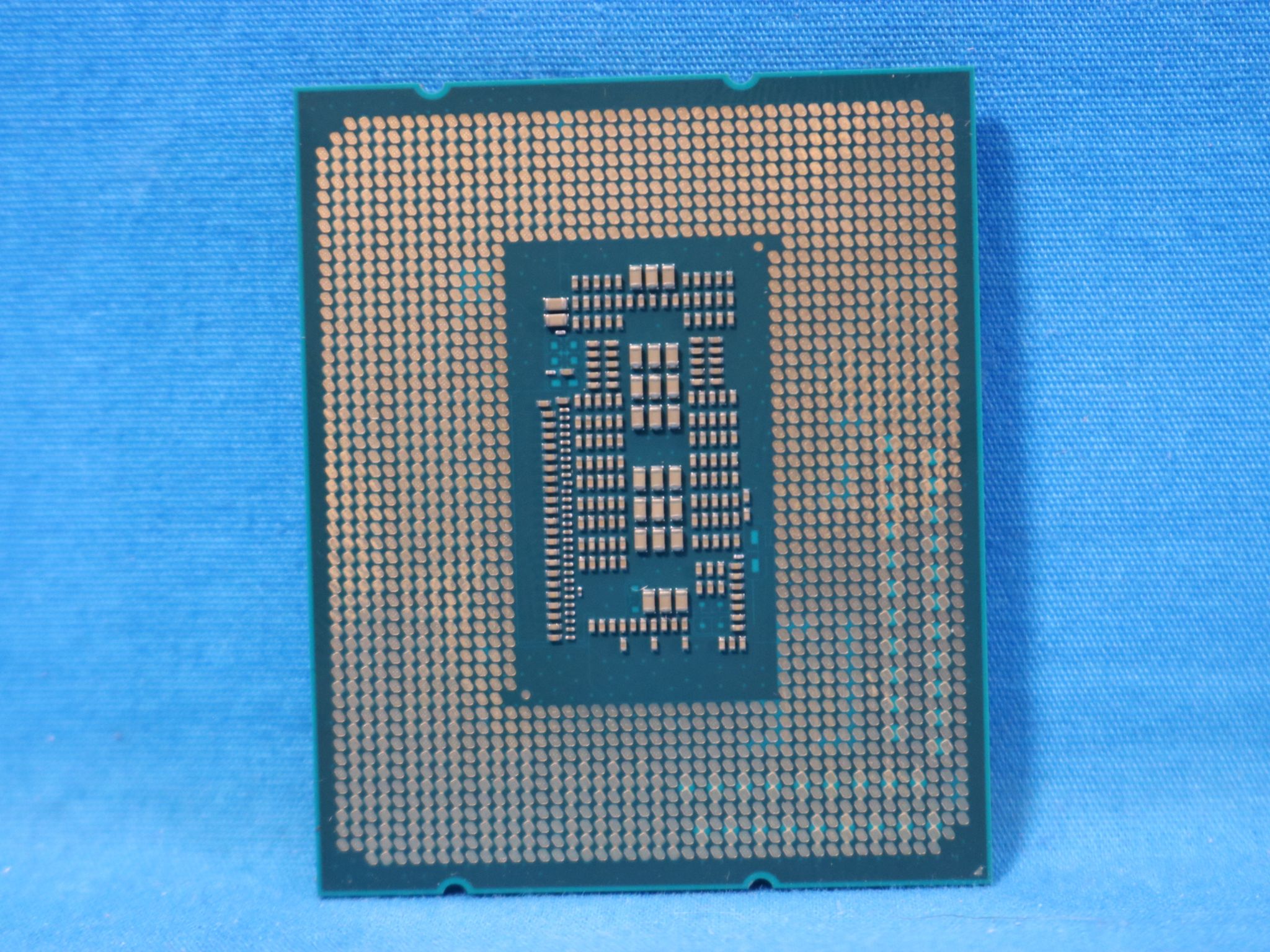 Intel Core i7-12700KF 5.00GHz Socket LGA1700 12-Core 20-Thread (8P - 4E) 25MB Desktop CPU SRL4P