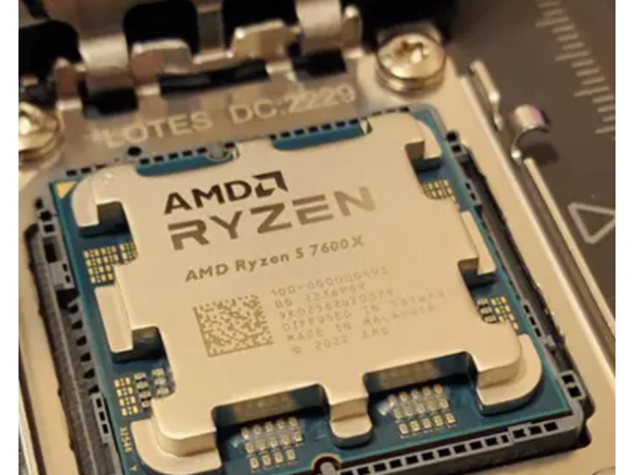 AMD 7600X