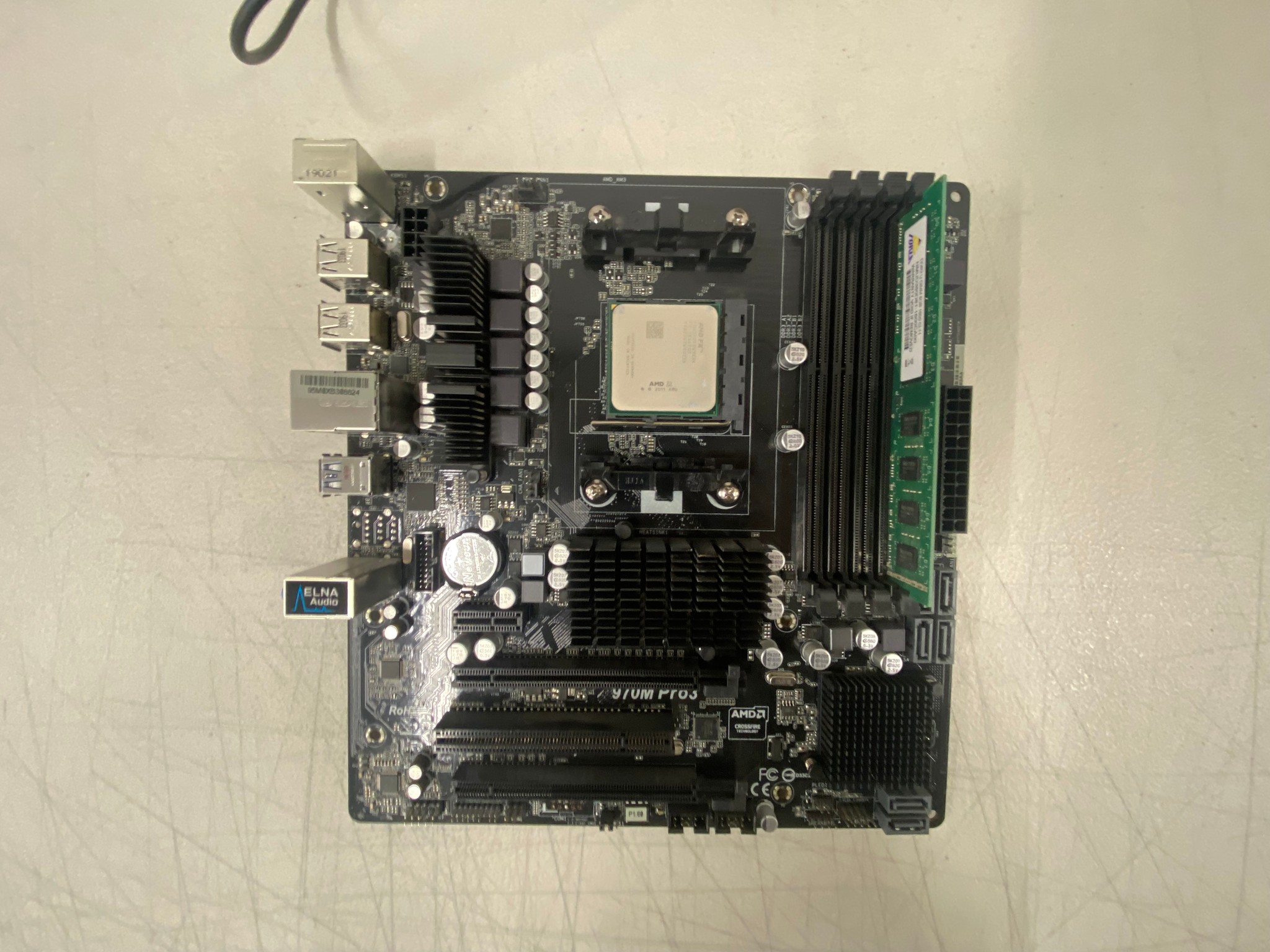 ASRock 970M Pro3 Motherboard + AMD FX™ CPU + 8GB DDR3 RAM Combo