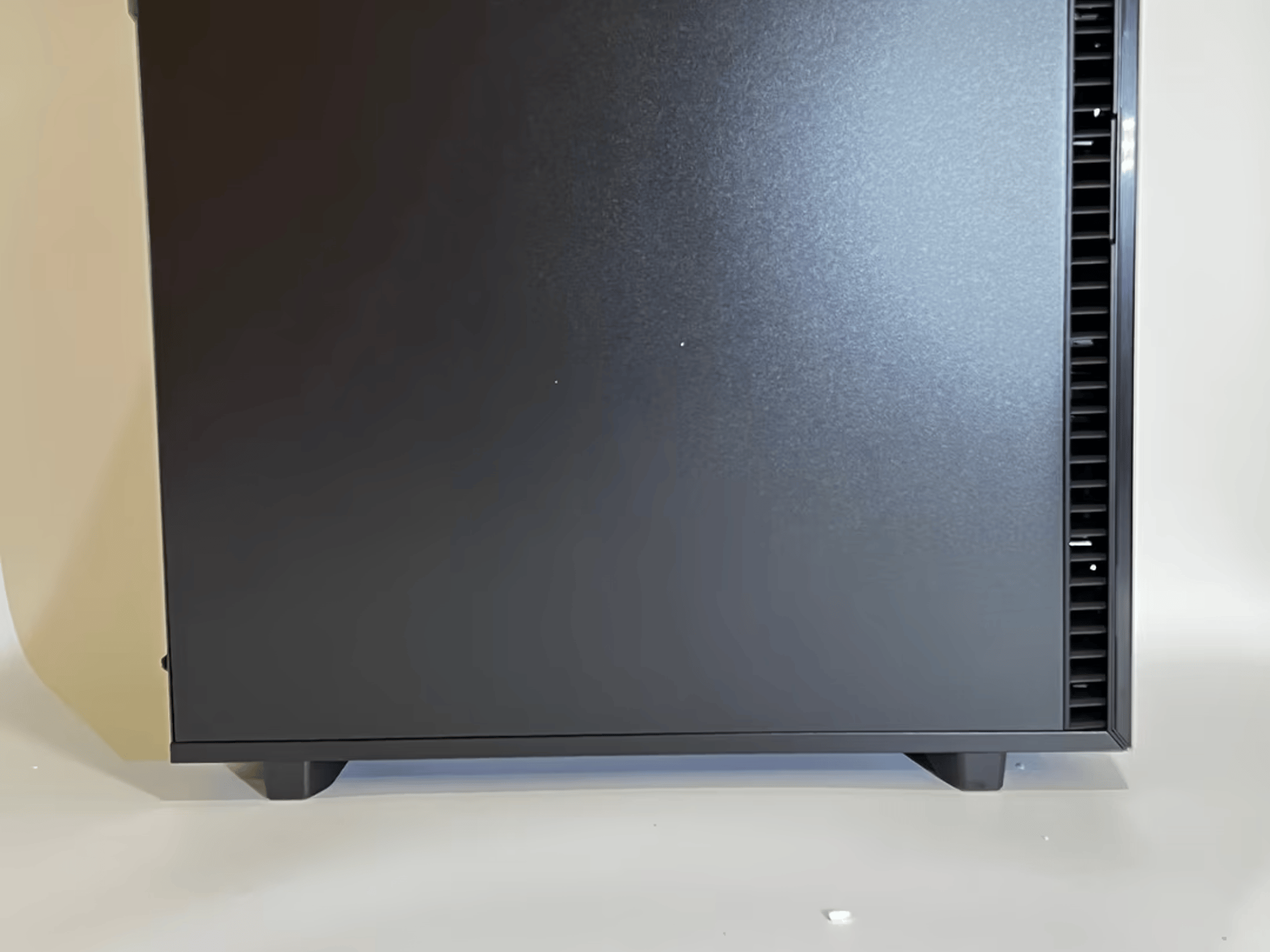 Fractal Design Define 7 Black Brushed Aluminum / Steel E-ATX Silent Modular Mid Tower Computer Case