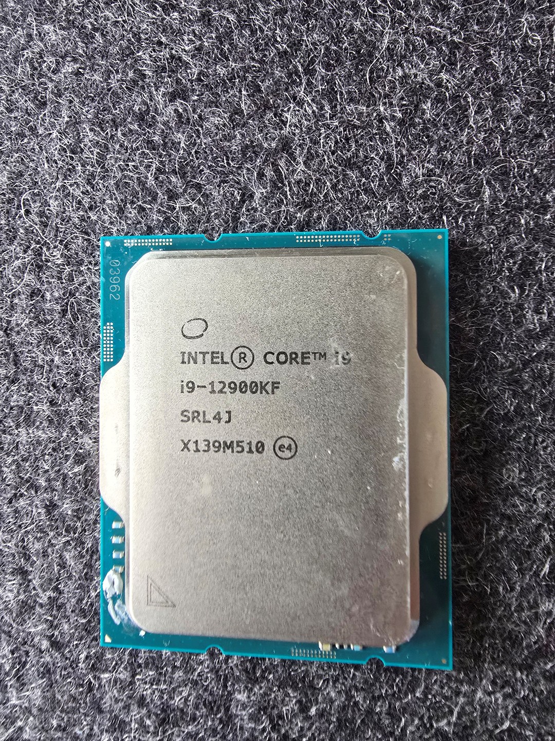 Intel Core i9-12900KF | Jawa