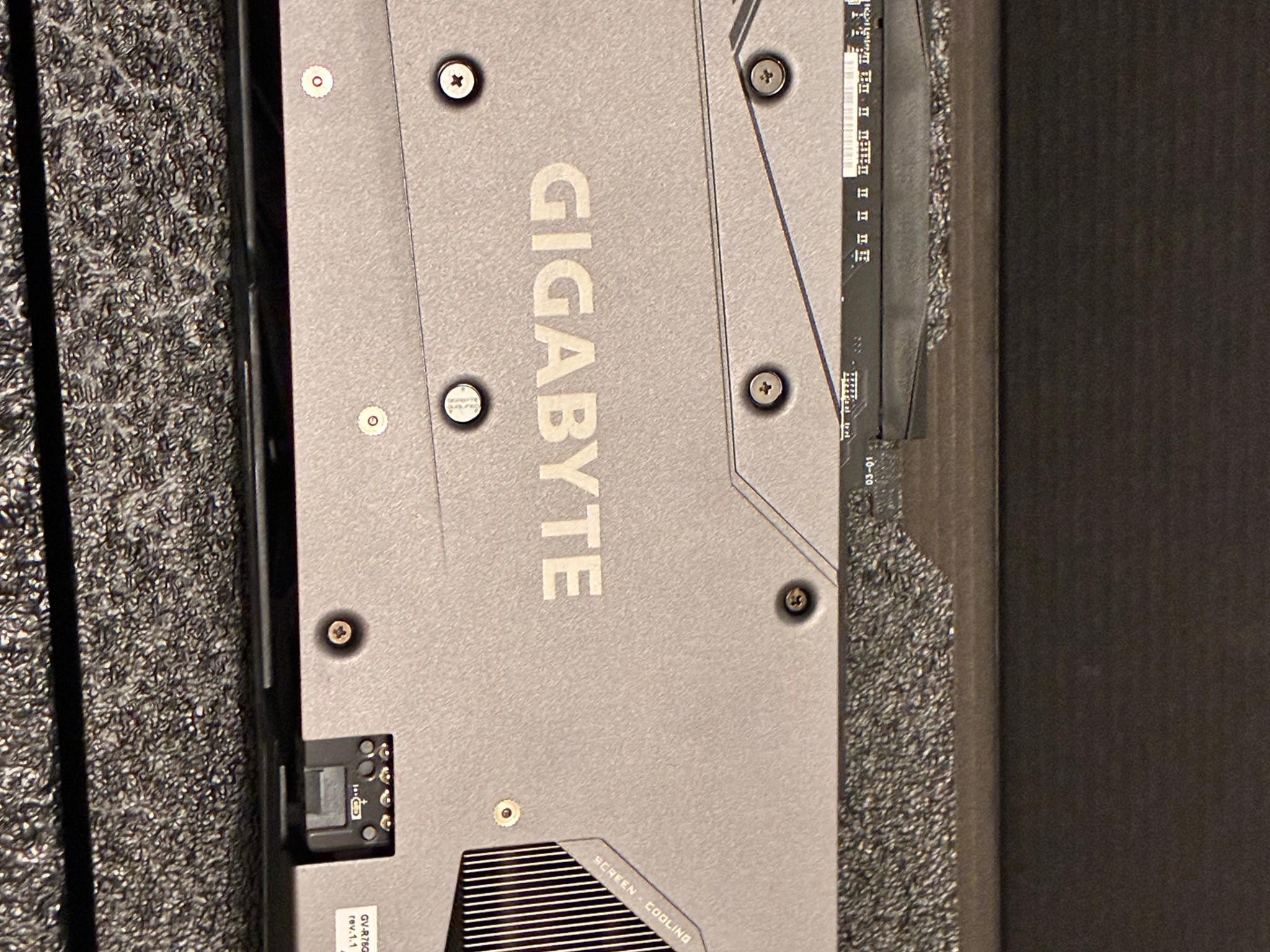GIGABYTE GAMING OC Radeon RX 7600
