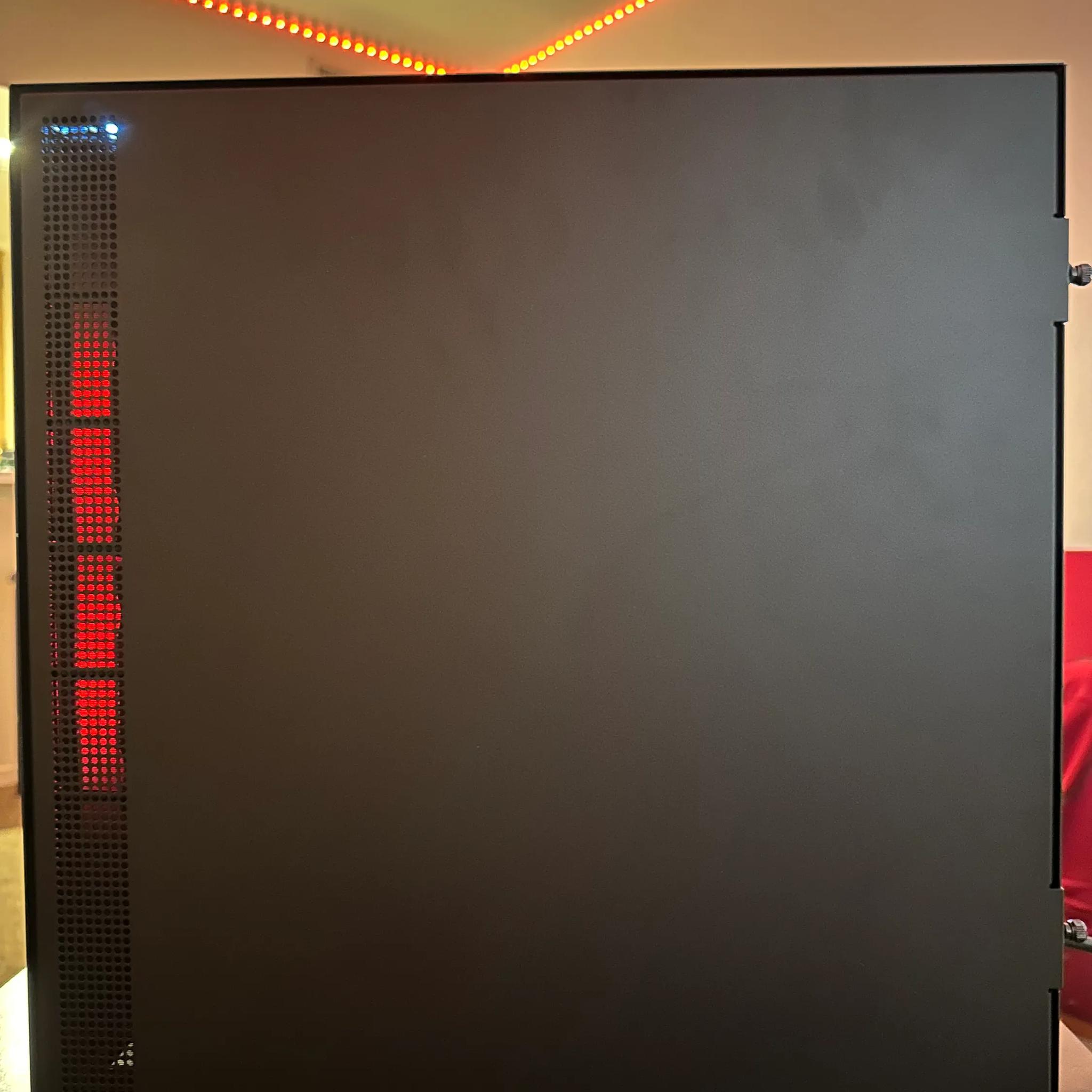 Ryzen 5 1600x / RTX 2060 SUPER 8gb / 16GB DDr4 3000mhz Ram custom gaming PC