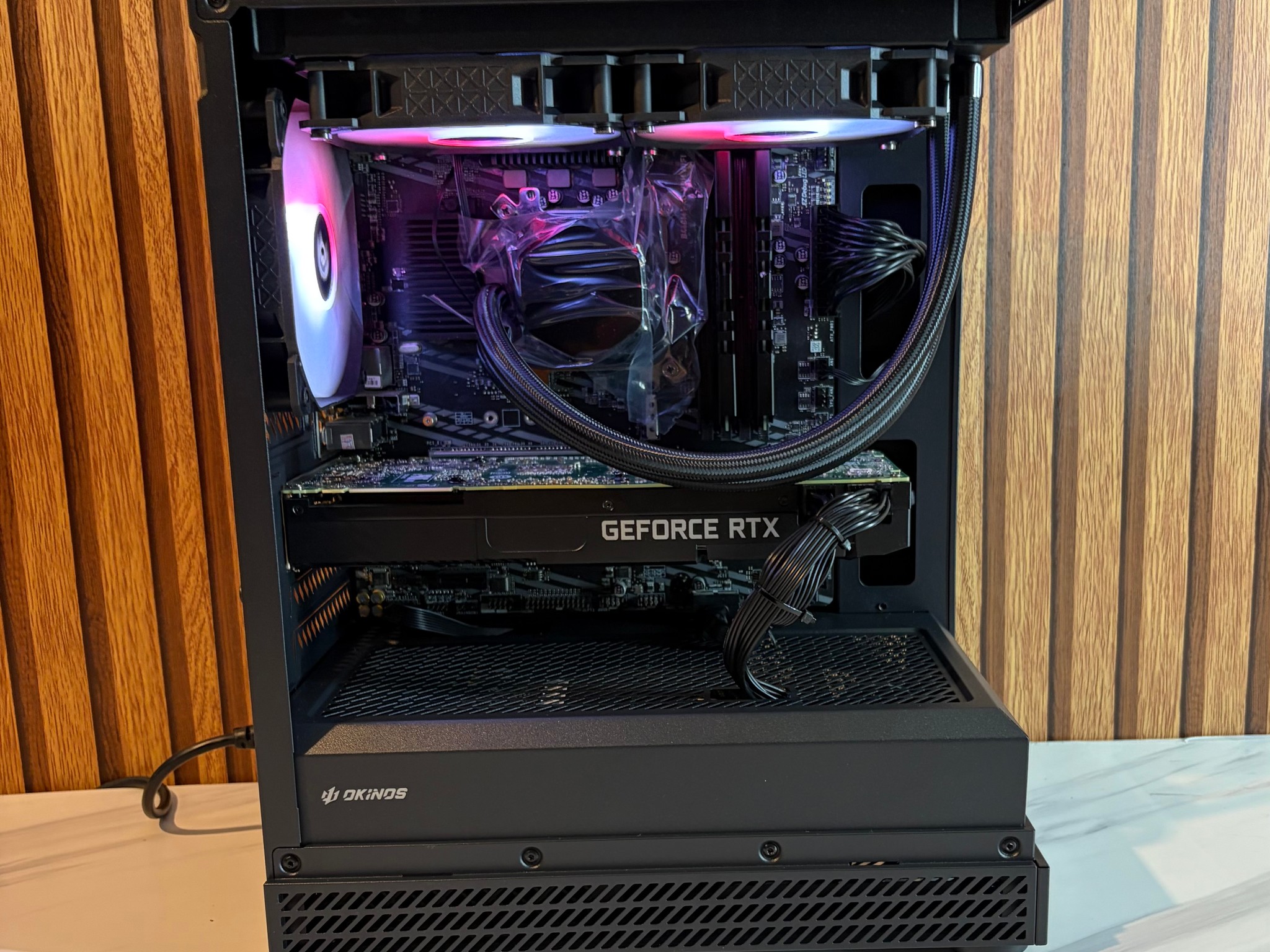 RTX 2080 | I7 10700 | 500GB SSD| 16GB DDR4 | 650W | 240MM