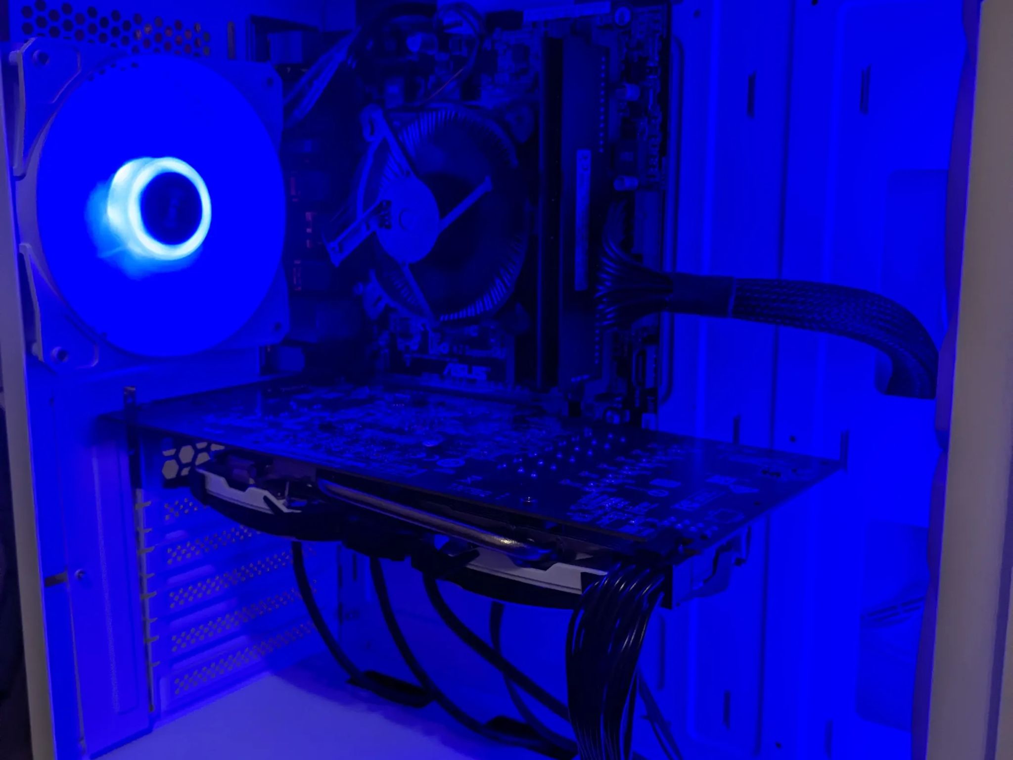 FREE SHIP || STARTER PC - i7 6th Gen, 16GB RAM, RX 580 4GB, 480GB SSD