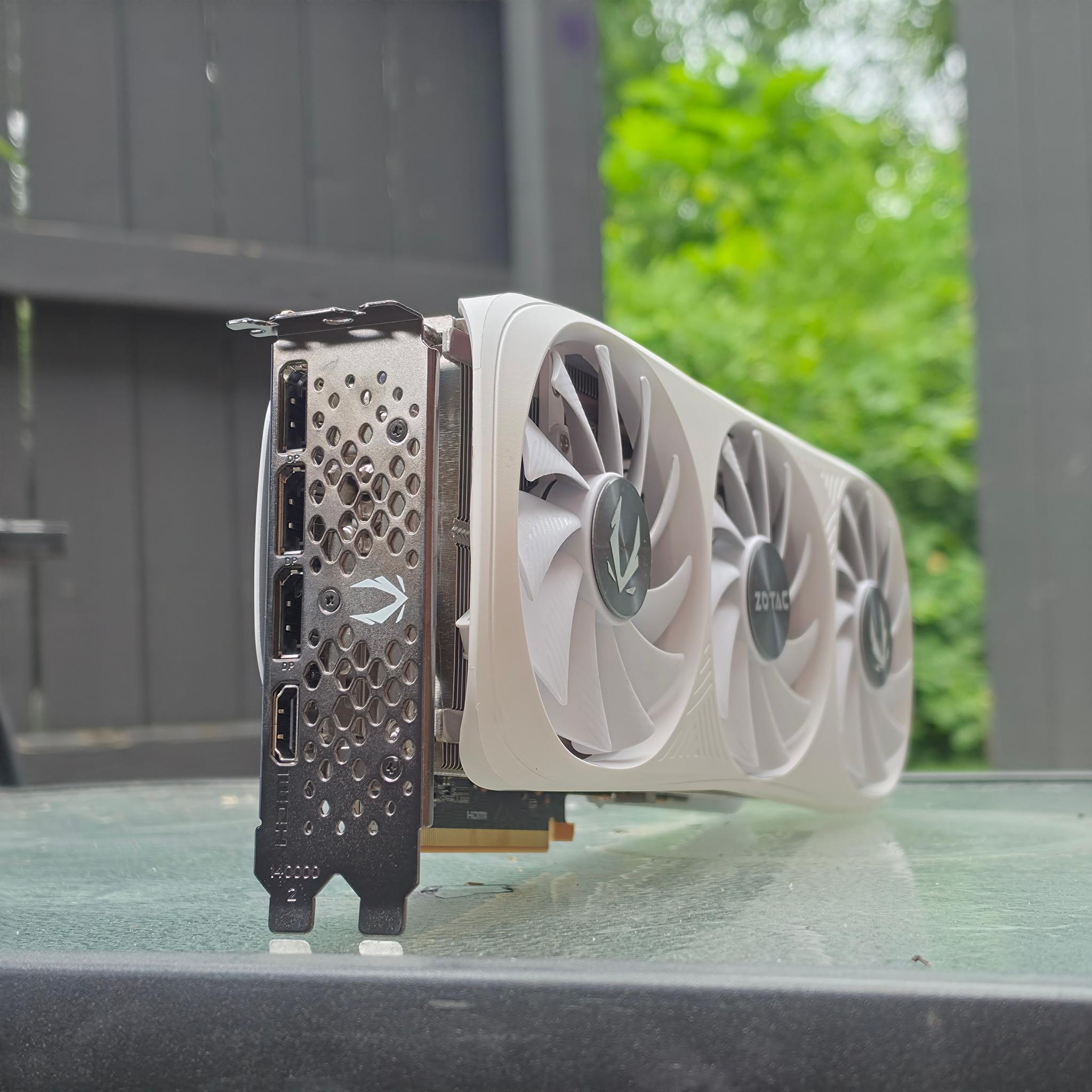 ZOTAC GAMING Trinity OC GeForce RTX 4080 SUPER