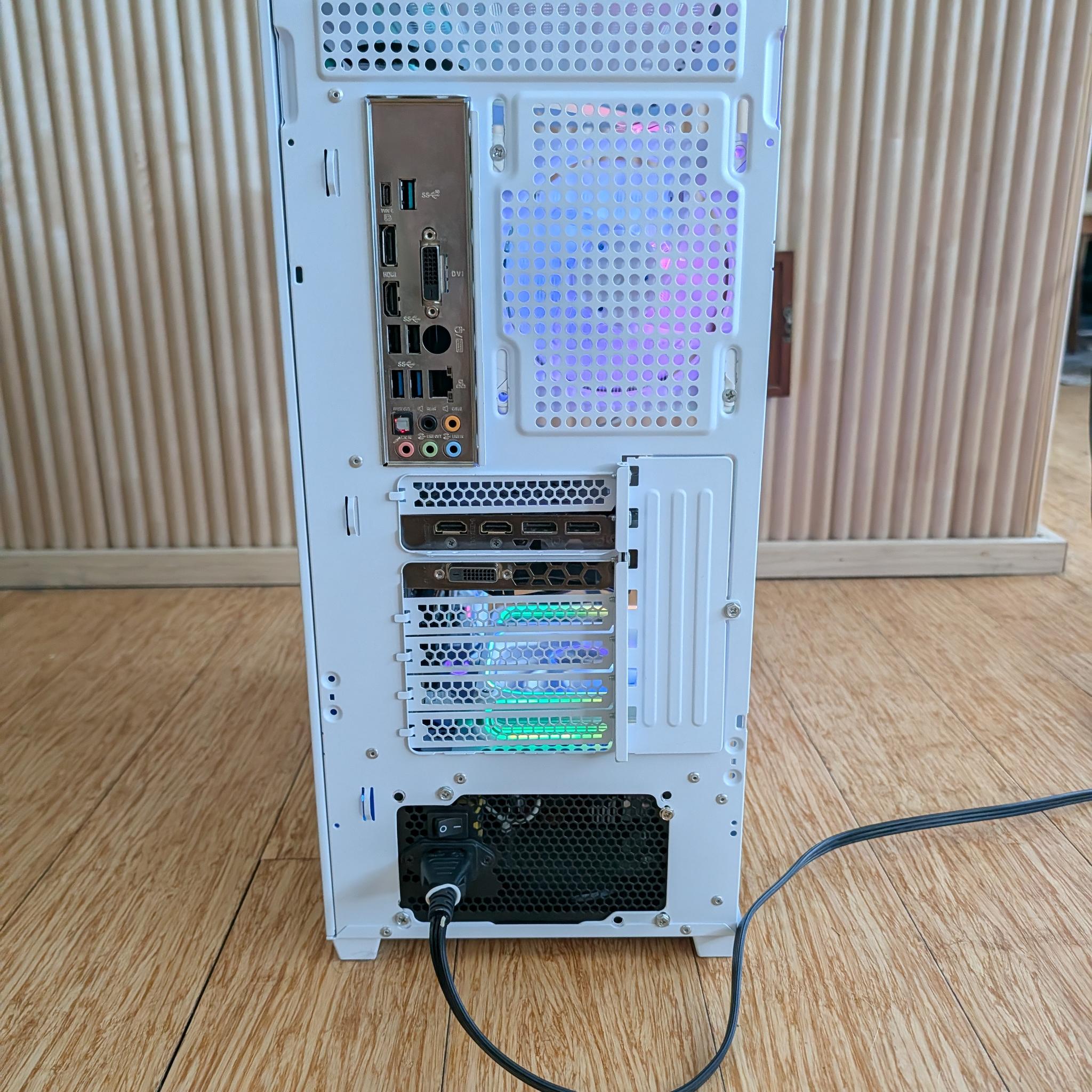 Custom gaming PC | RX 570 8GB | I5 8400 | 16GB DDR4 | 512GB NVME |