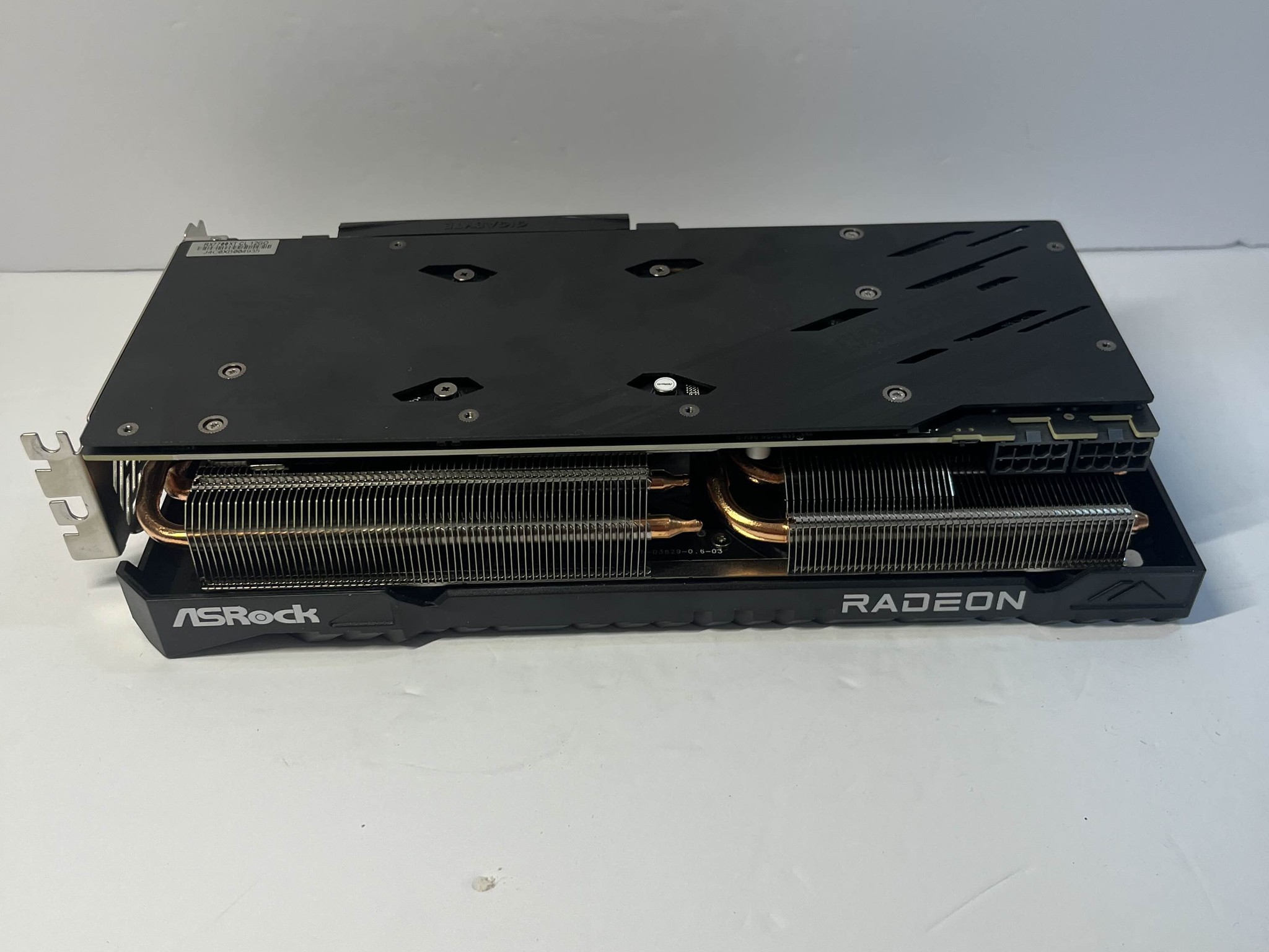 ASRock Radeon RX 7700 XT Challenger OC