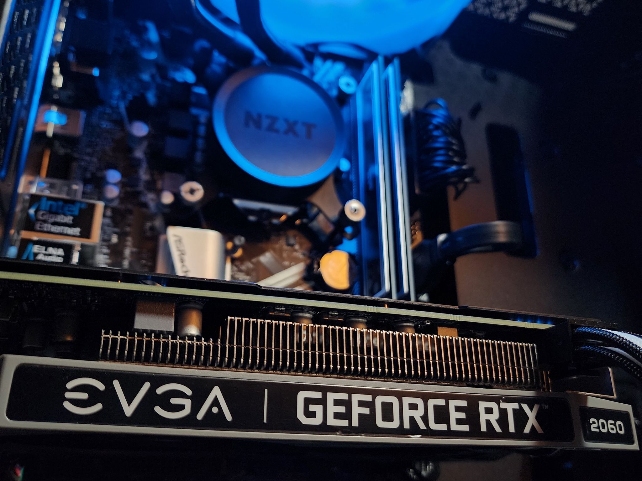 🖤💙🖤 Intel Core i5 8500 // EVGA GeForce RTX 2060 6GB // Silicon Power 16GB 3200MHz