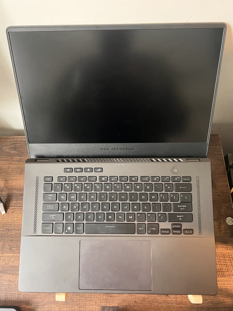 ASUS ROG Zephyrus G15 GA503 - Eclipse Gray (165Hz/3ms QHD, 512 GB SSD, Ryzen™ 9 5900HS, RTX 3070)