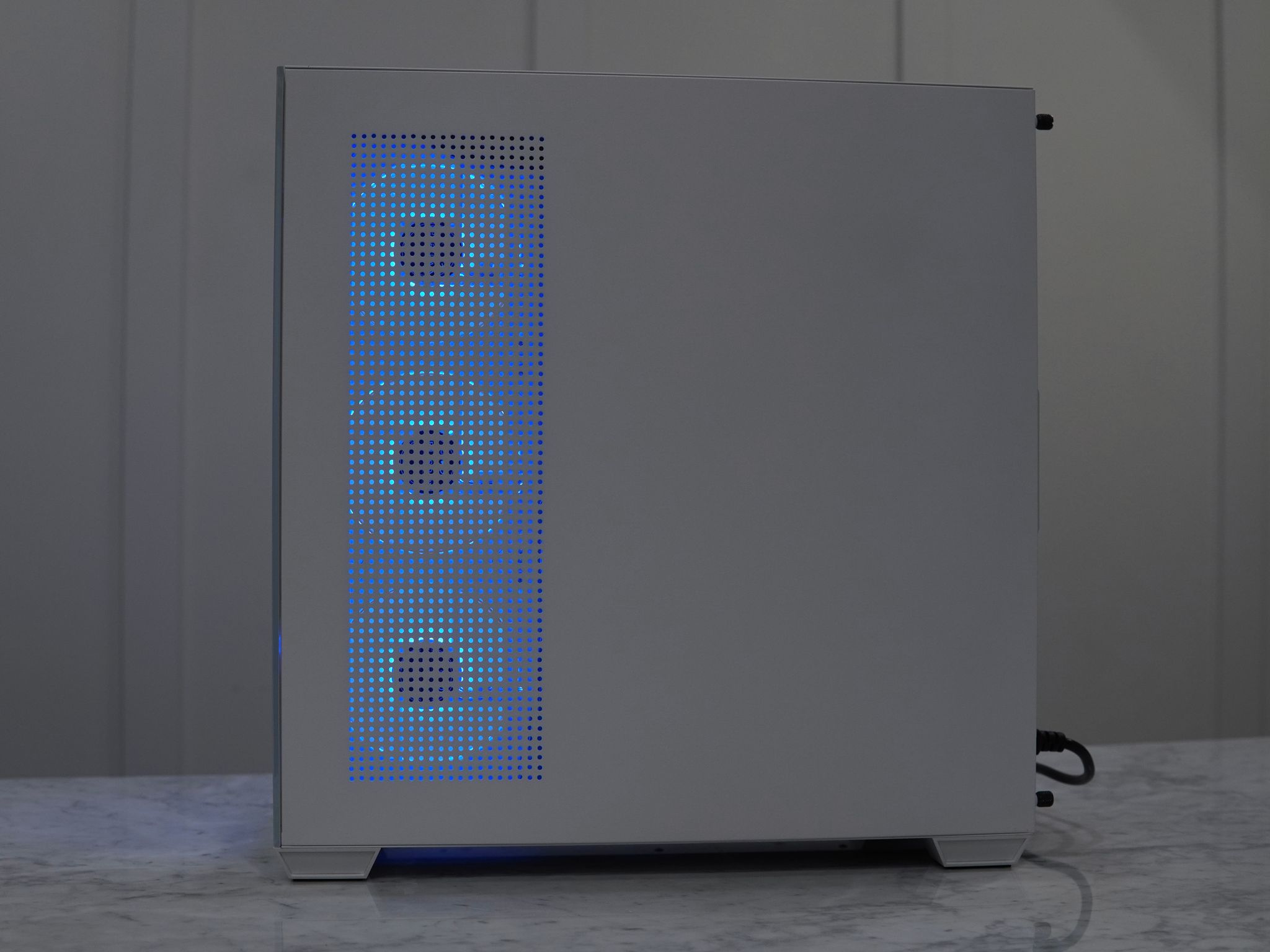 RTX 5060 8gb, Ryzen 5 5600X3D, White Gaming PC