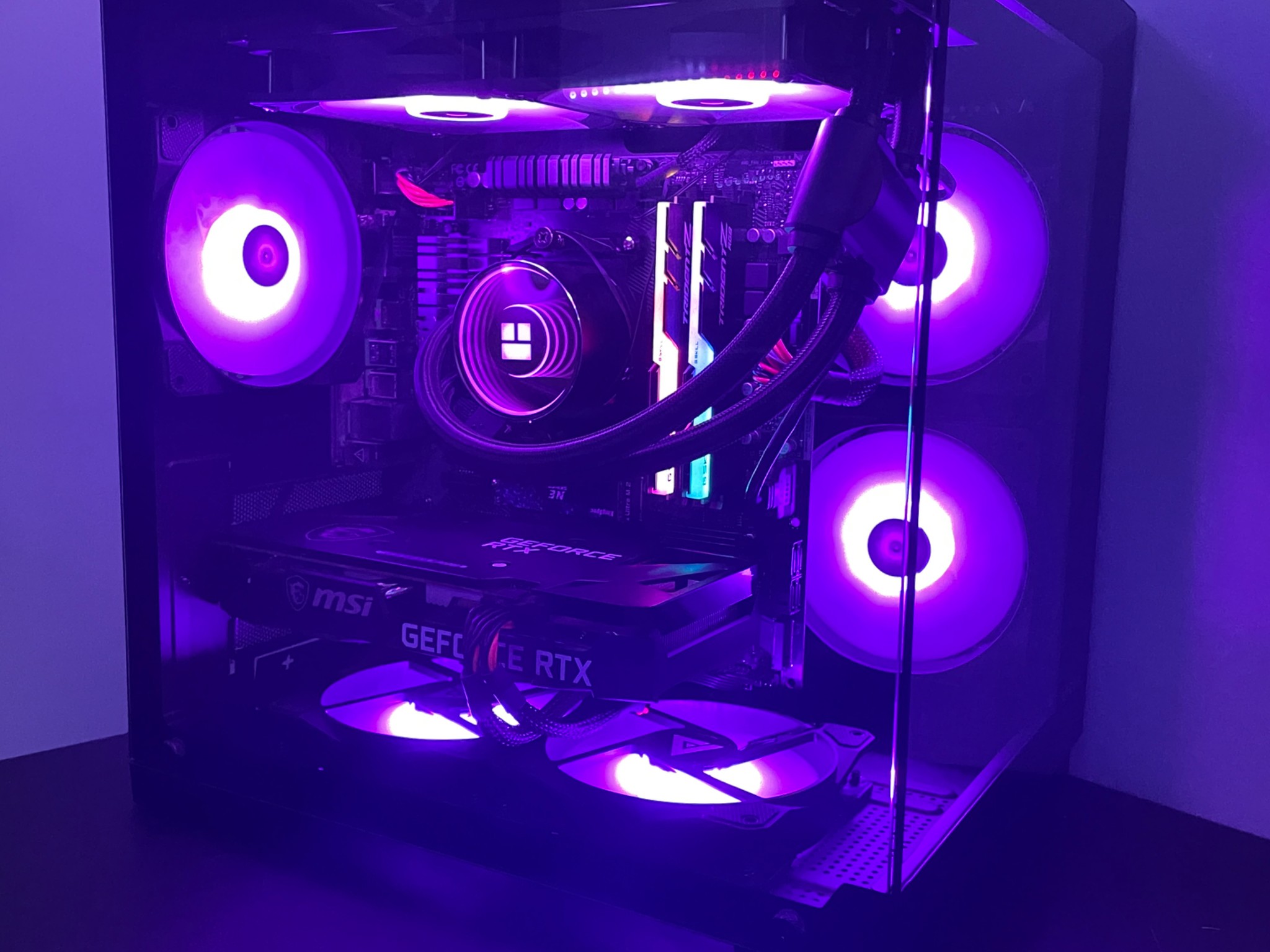 Gaming PC – Ryzen 7, RTX 3050, RGB!!!