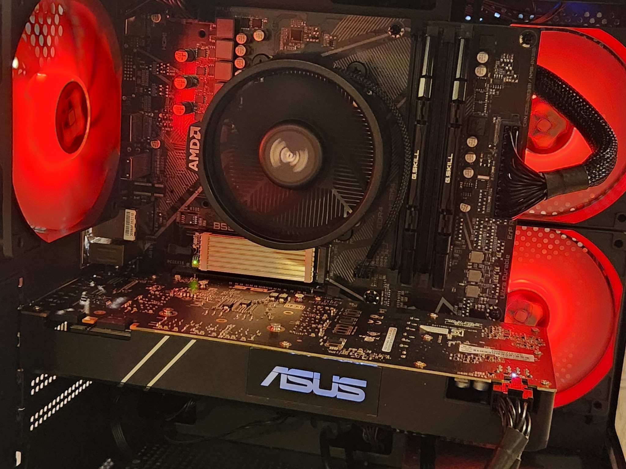 1080p Budget Beast | 120FPS Fortnite | Ryzen 5500 | GTX 1070 | 16GB RAM | 512 GB NVME