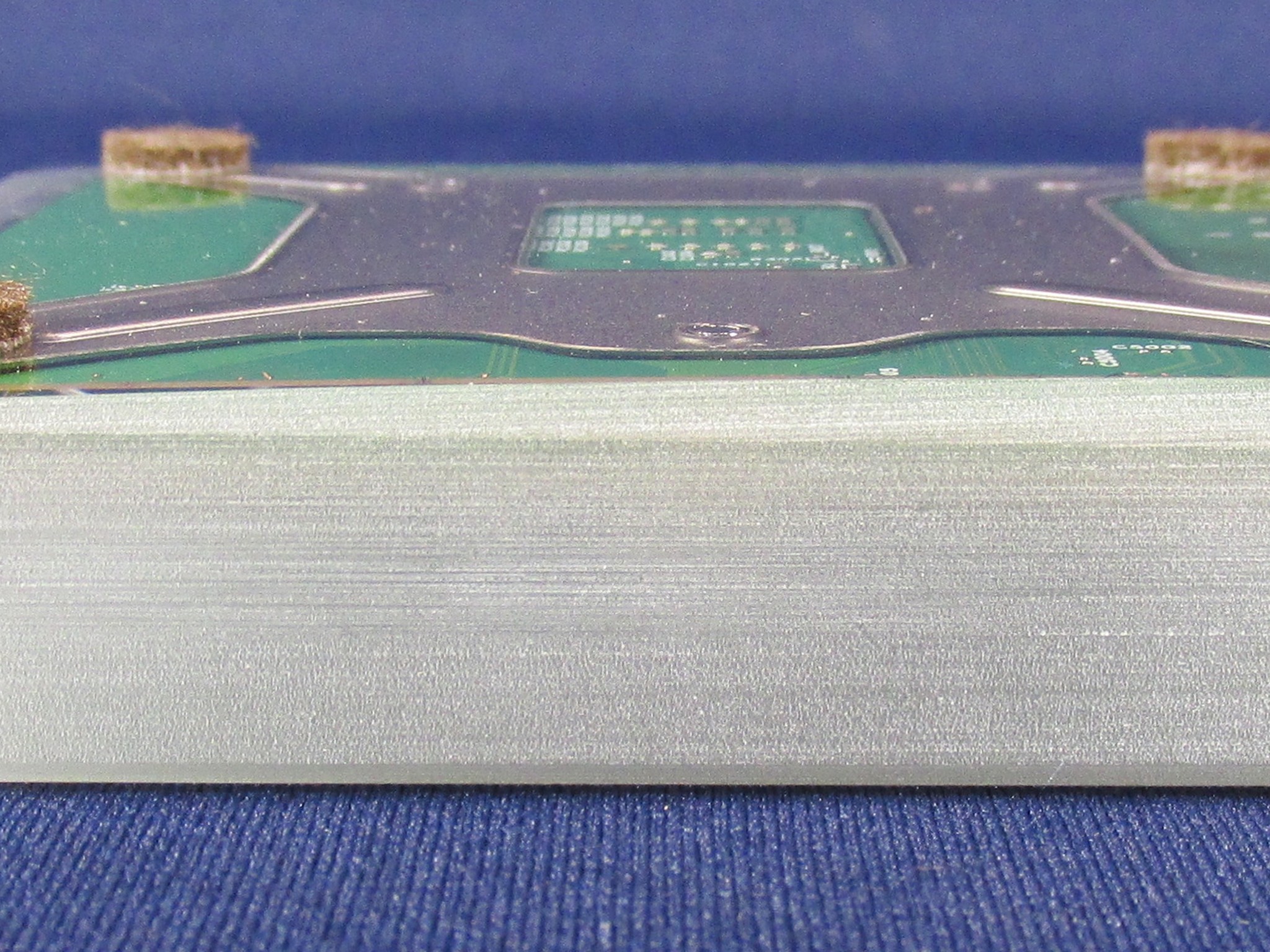 Handmade Clear Epoxy Resin Coaster With Intel Core i3-8100 CPU (SR3N5) & Motherboard