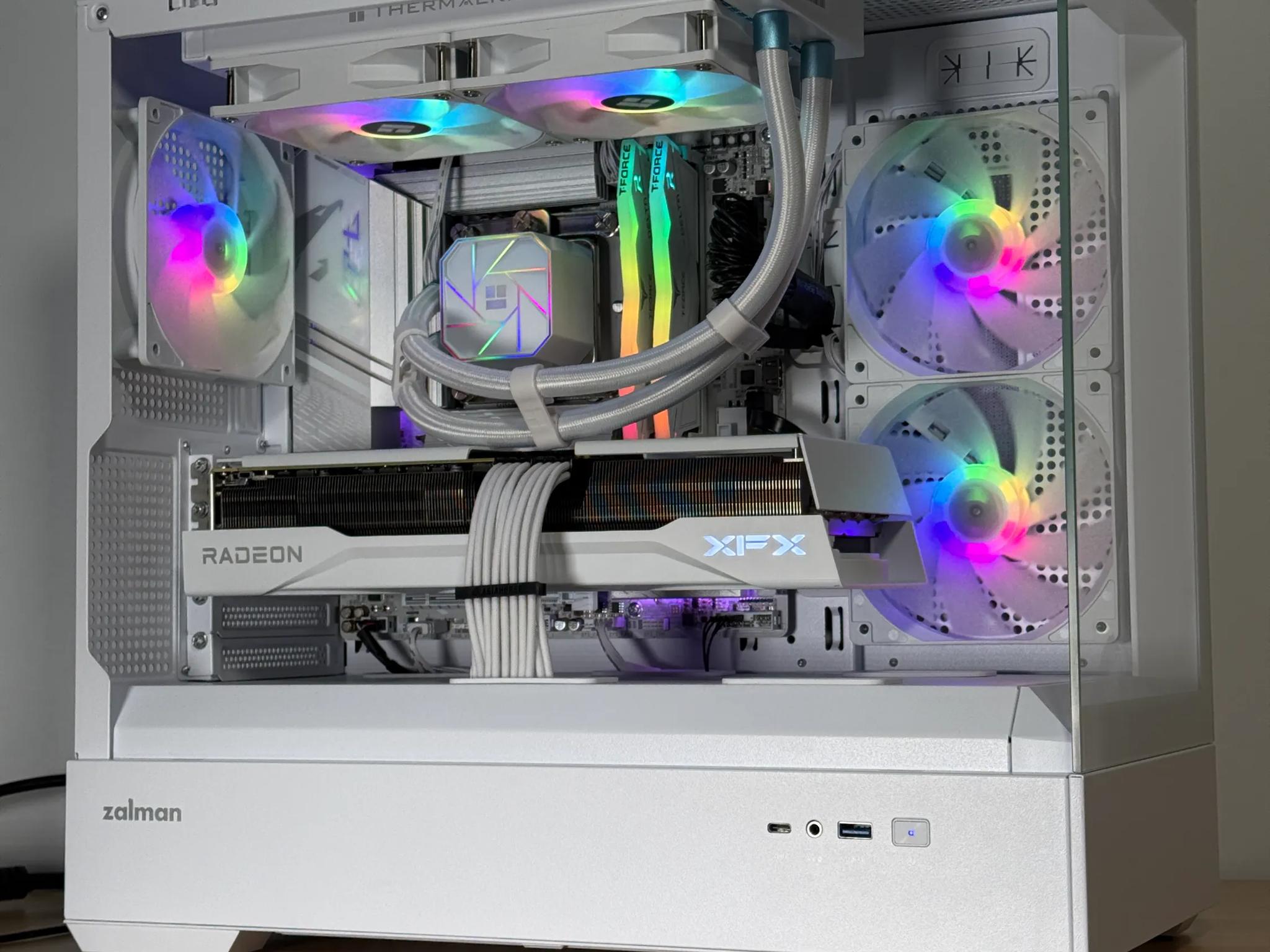 RX 9070 and Intel Core Ultra 7 265k