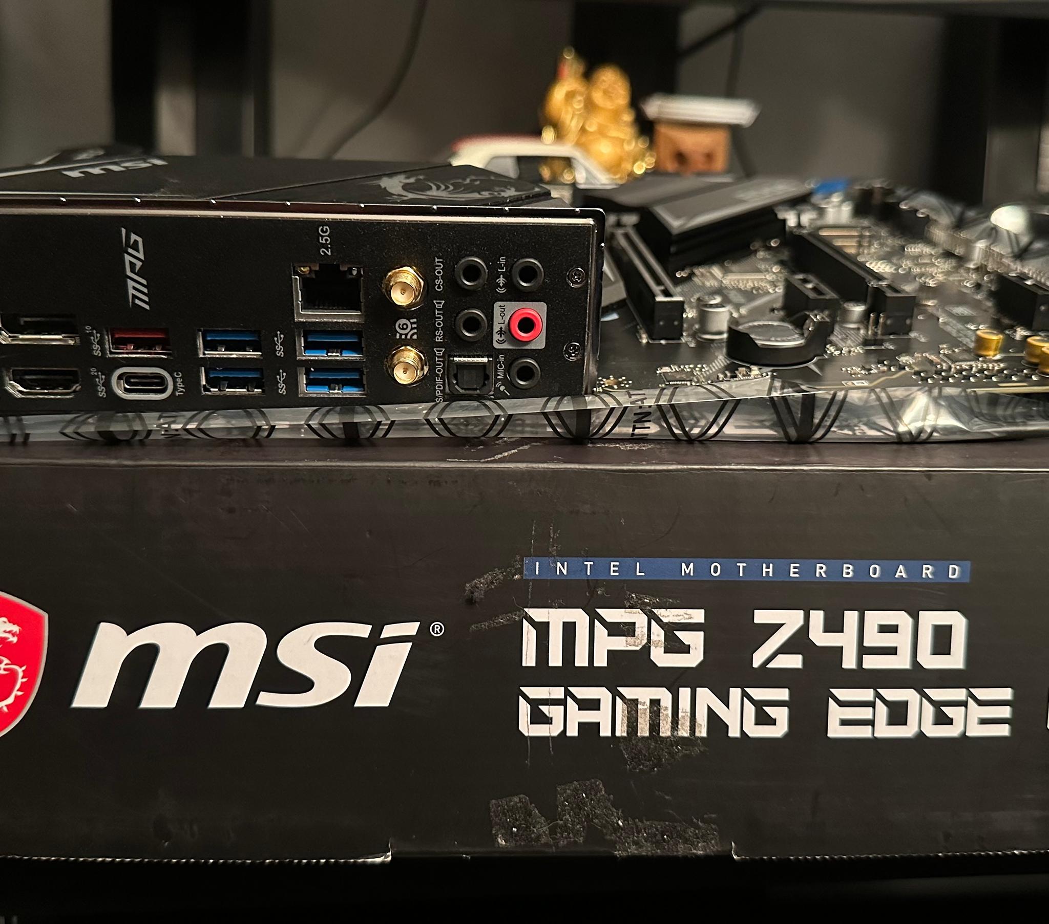 Combo set I3-10100F w/Z490 Gaming Edge WIFI